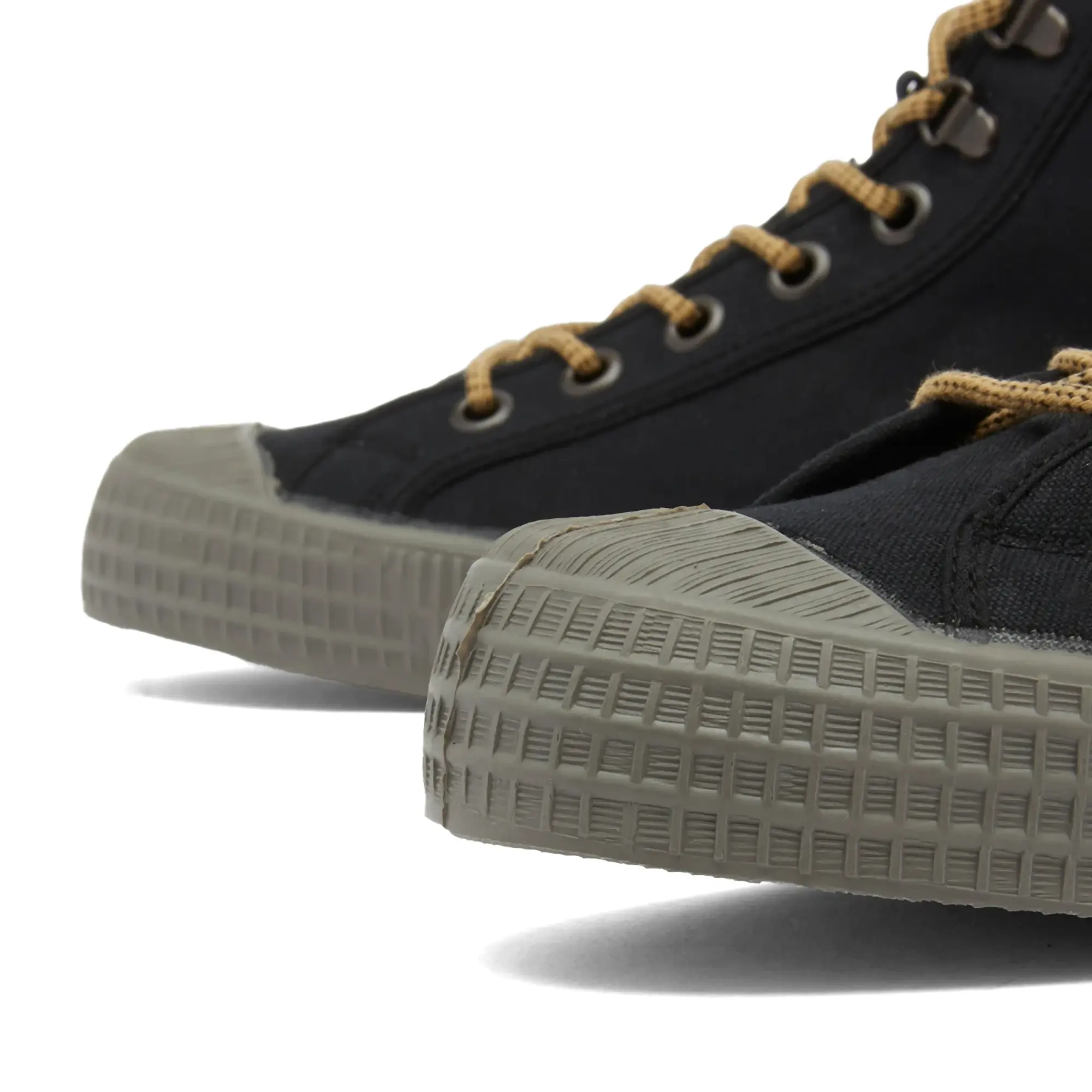 Novesta Men's Star Dribble Hiker Black