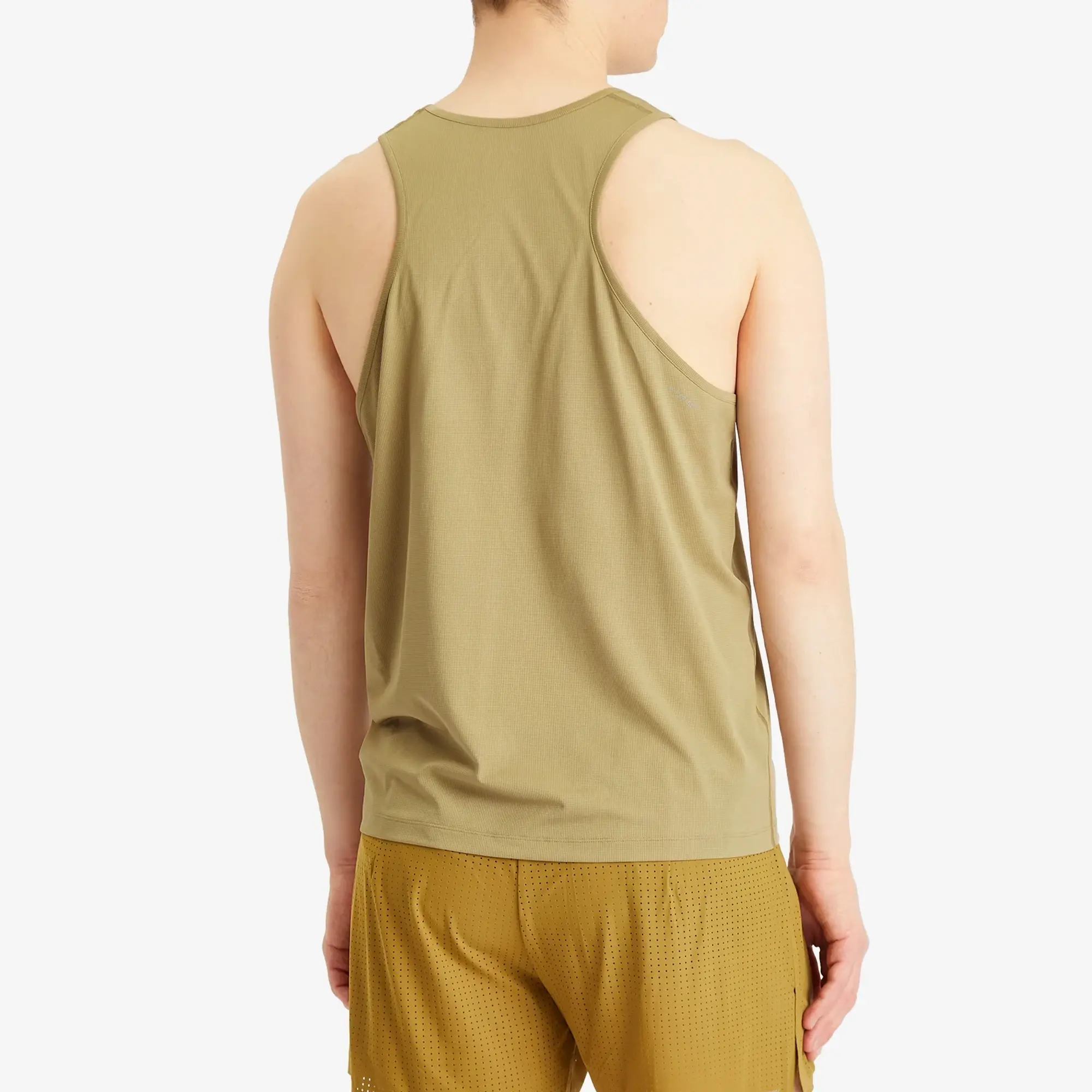 Satisfy Men's AuraLite™ Tech Singlet Army Green