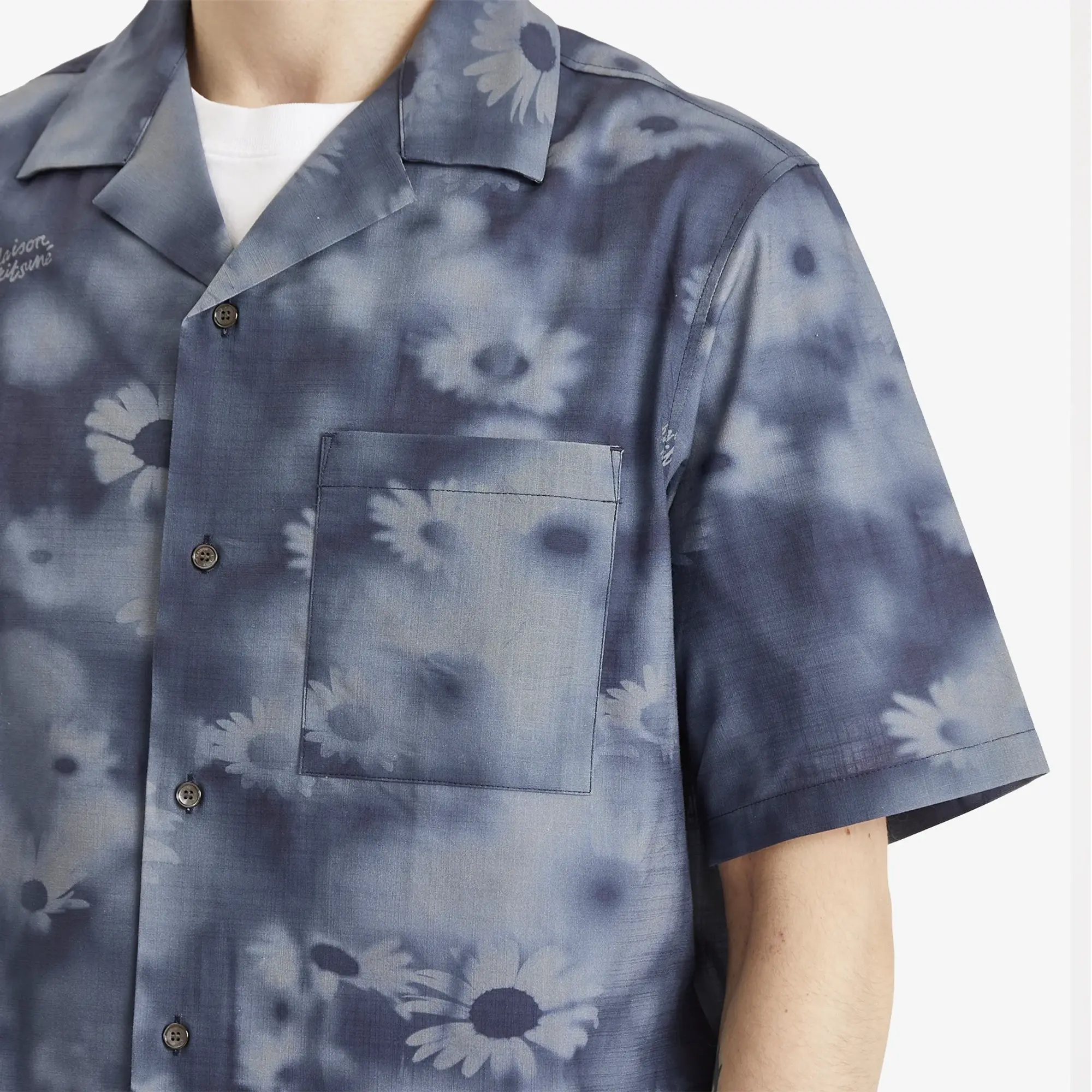 Maison Kitsune Photo Flower Resort Shirt Juniper Berry Print