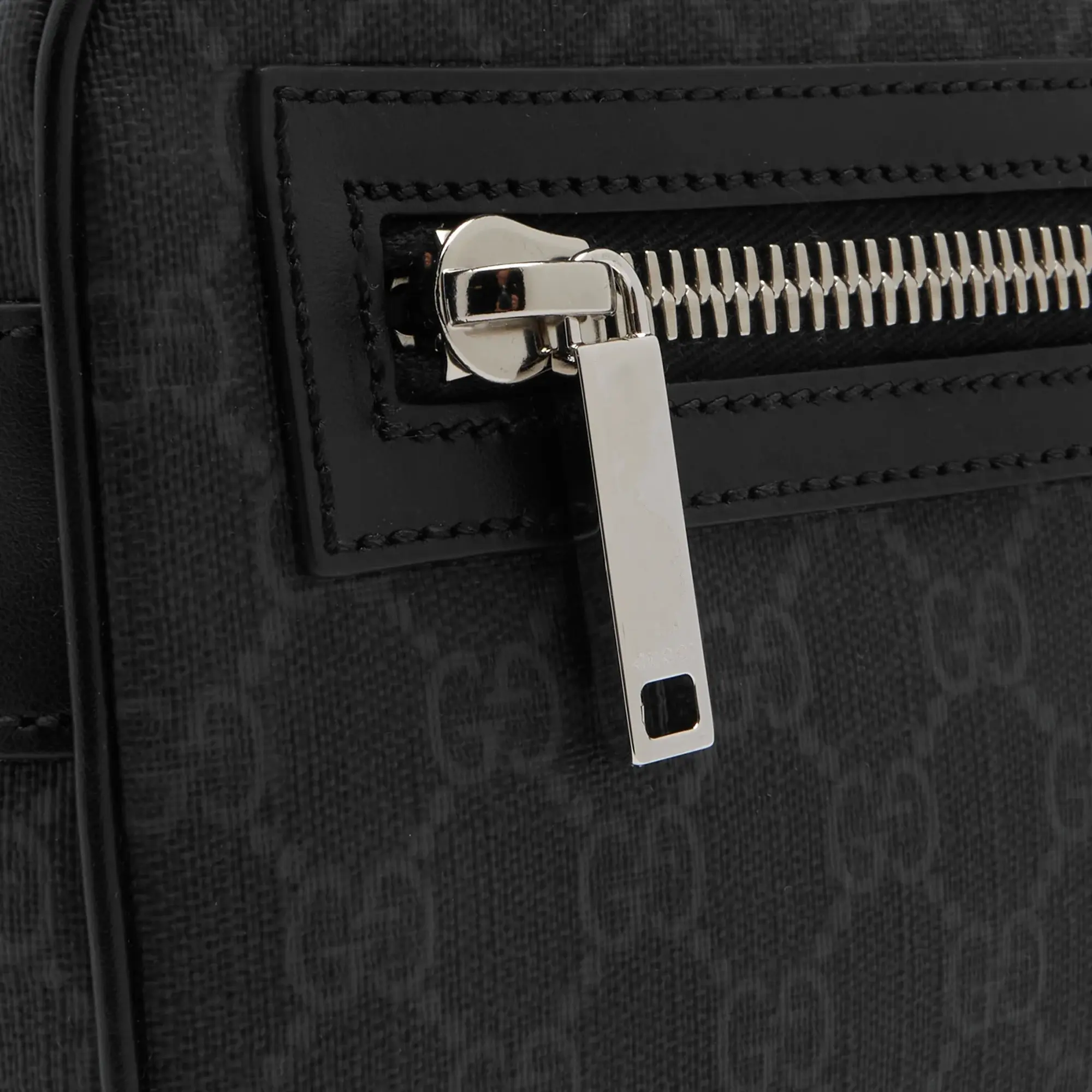 Gucci Men's GG Waist Bag Black