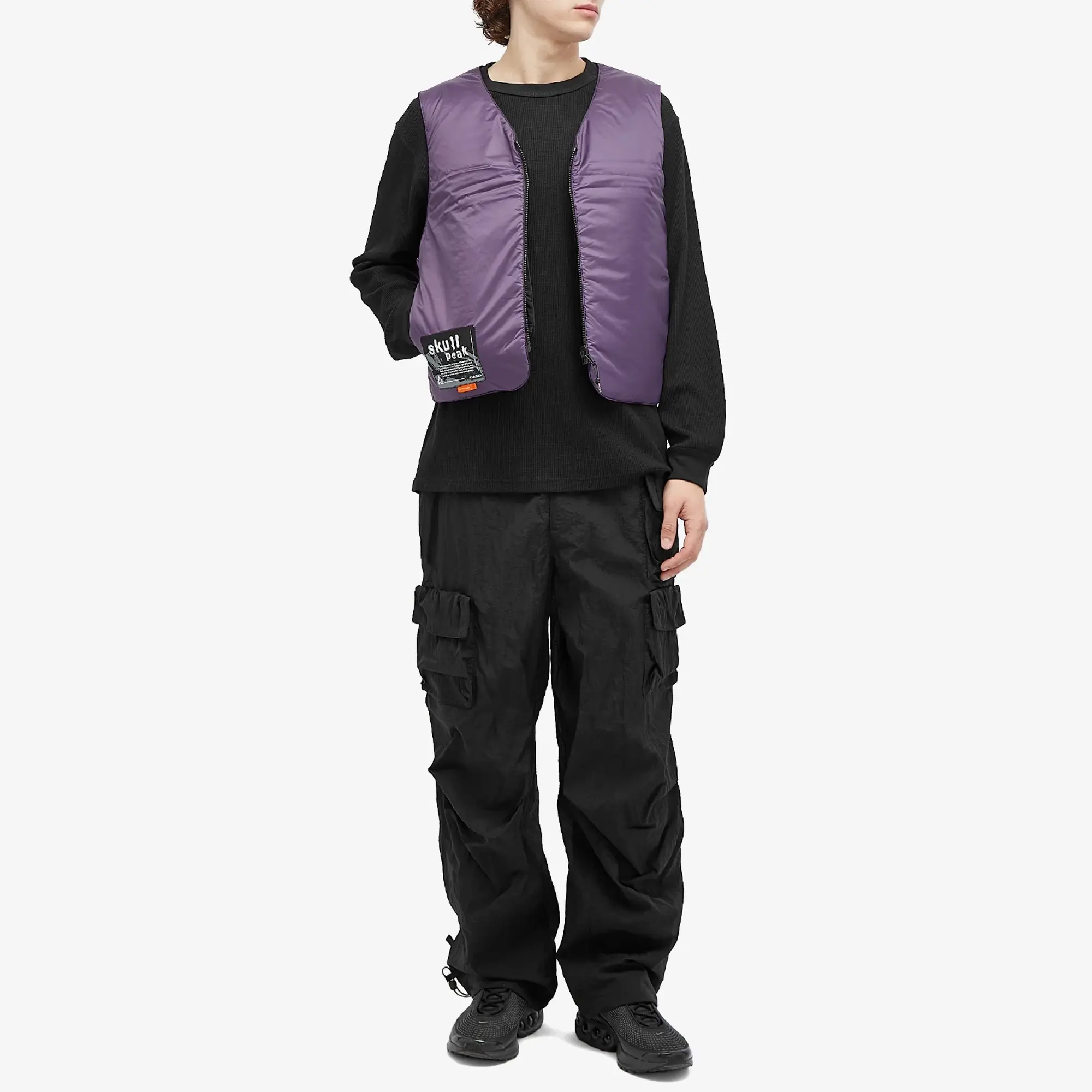Nike Men's ACG Primaloft Reversible Vest Black/Dark Raisin/Summit White