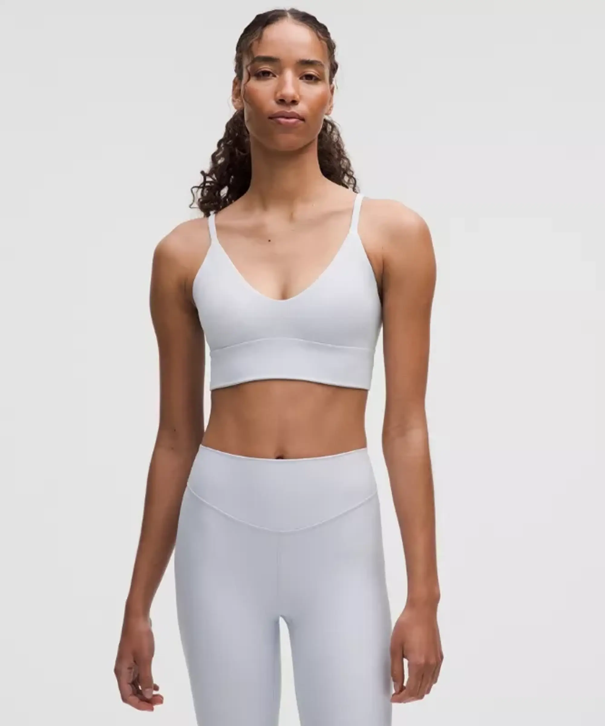lululemon – Women's Focuser Scoop-Neck Sports Bra Light Support, A/B Cup – Color Blue – Size M