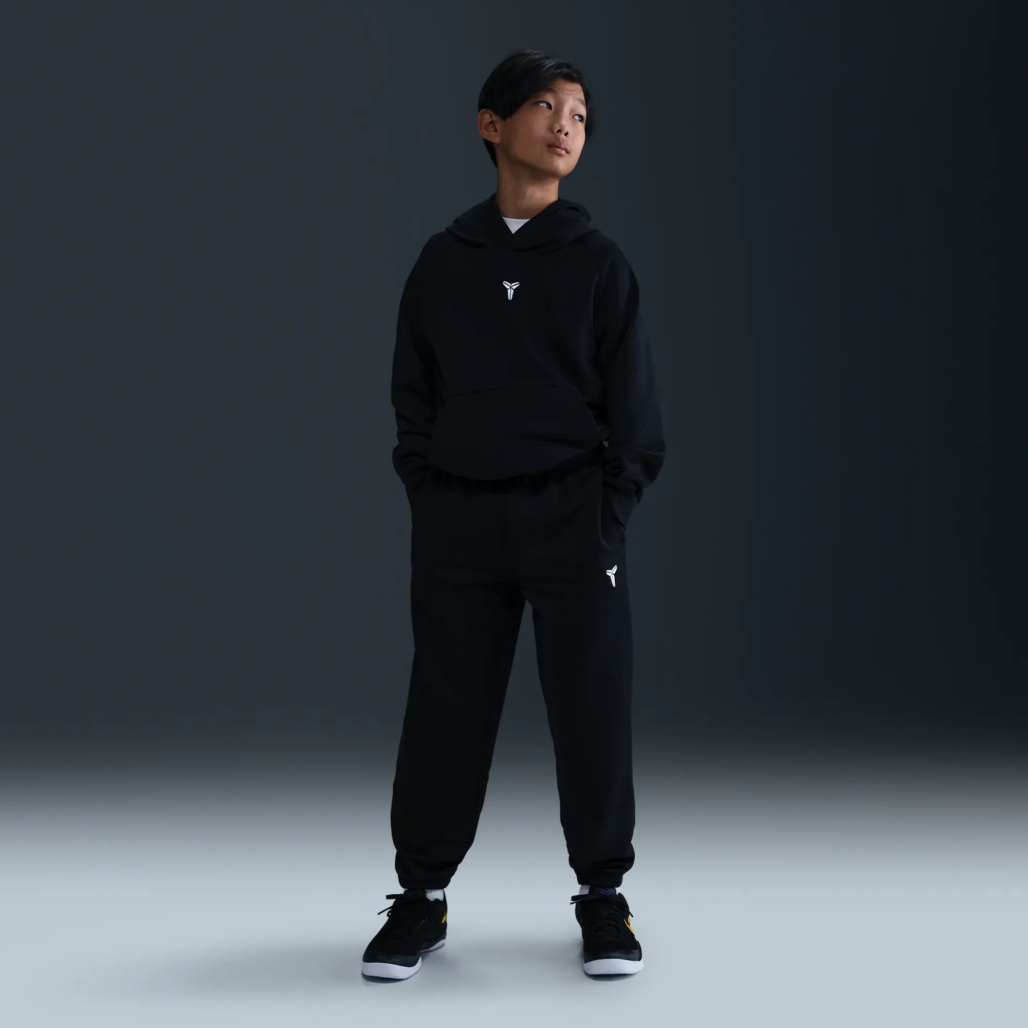 Nike Kobe Older Kids' Therma-FIT Trousers - Black - Polyester