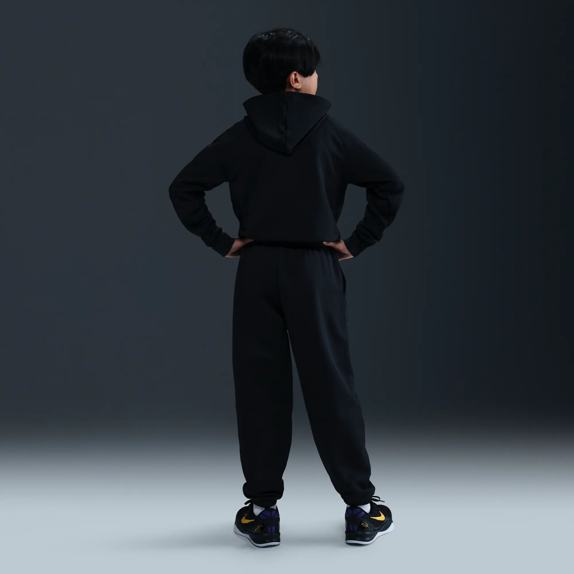 Nike Kobe Older Kids' Therma-FIT Trousers - Black - Polyester