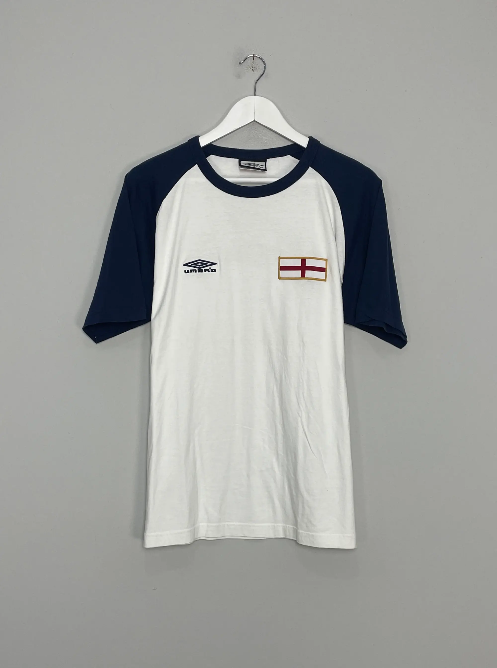2002/04 ENGLAND TRAINING (L) UMBRO