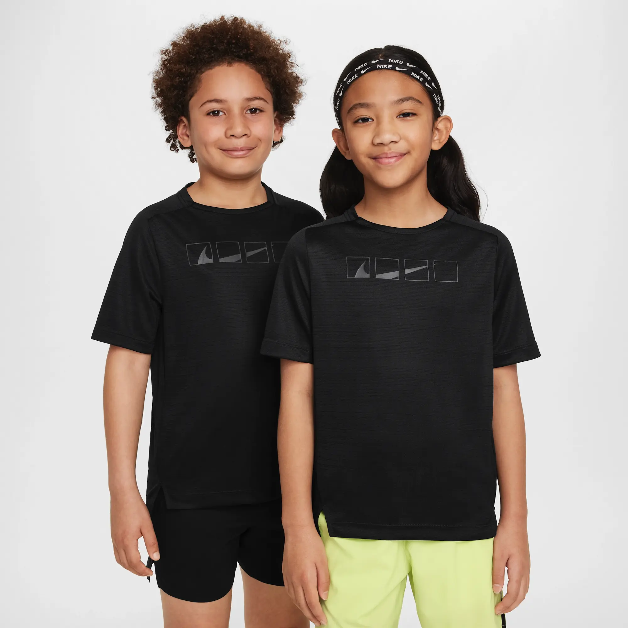 Nike Multi Tech Older Kids' (Boys') Dri-FIT Short-Sleeve Top - Black - Sustainable Materials