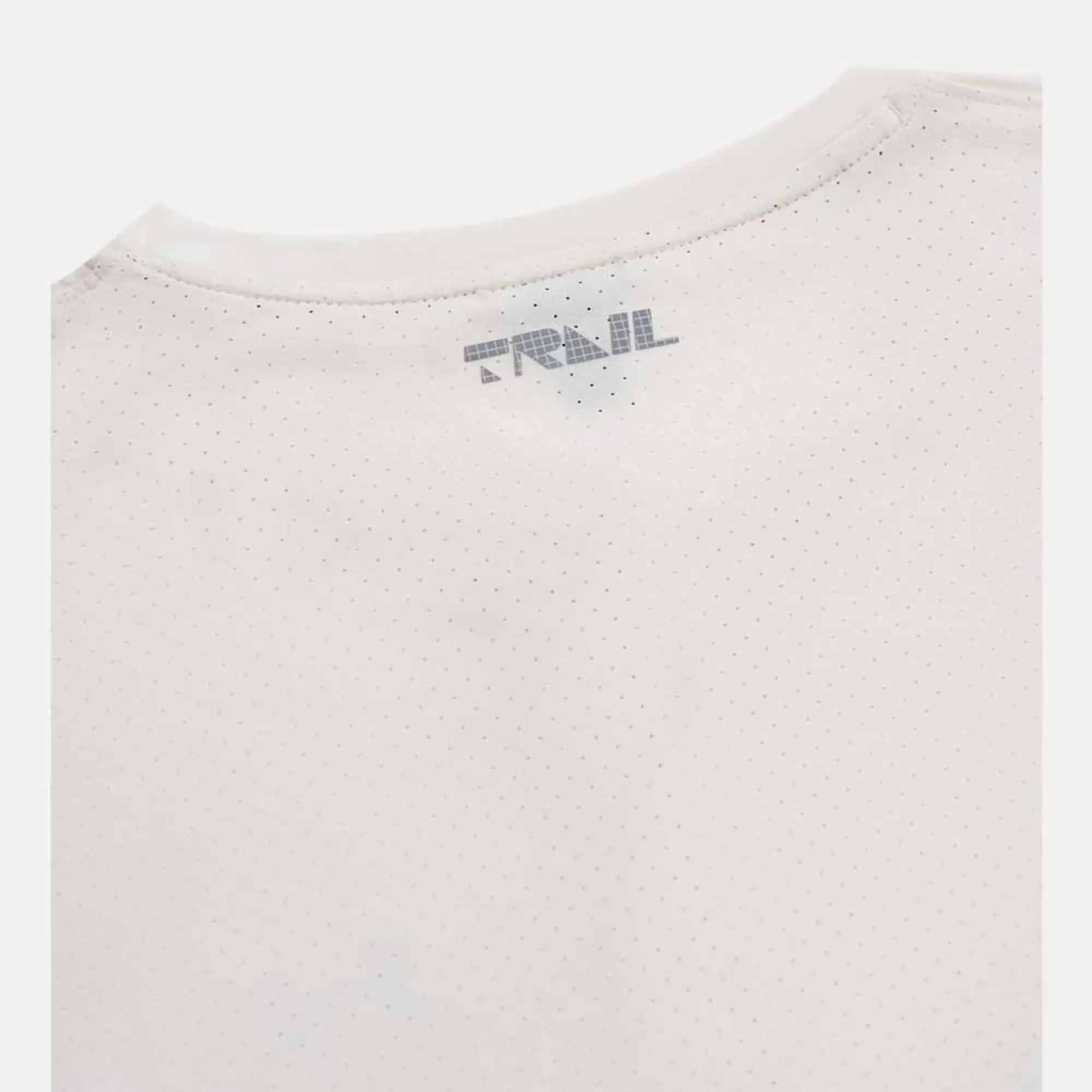 Under Armour  Trail Run Men's Zip Short Sleeve Stone / Noble Gold / Reflective L