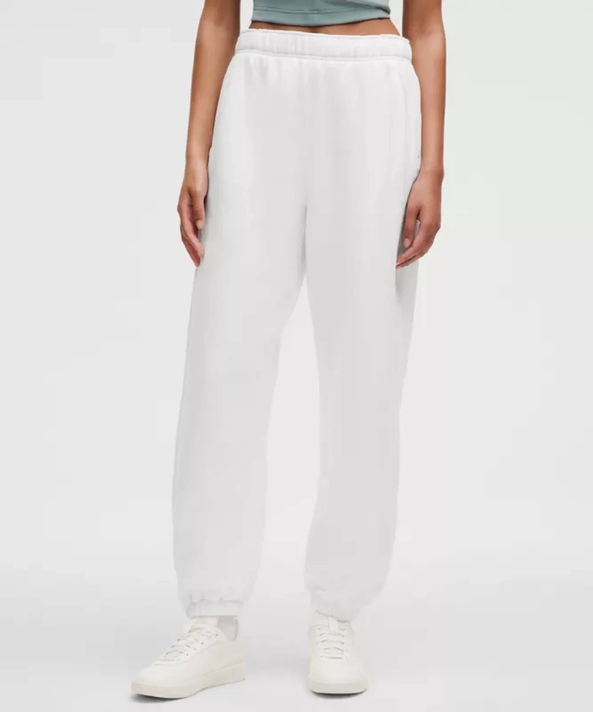 lululemon – Women's Scuba Mid-Rise Oversized Joggers Regular – Color White – Size XS