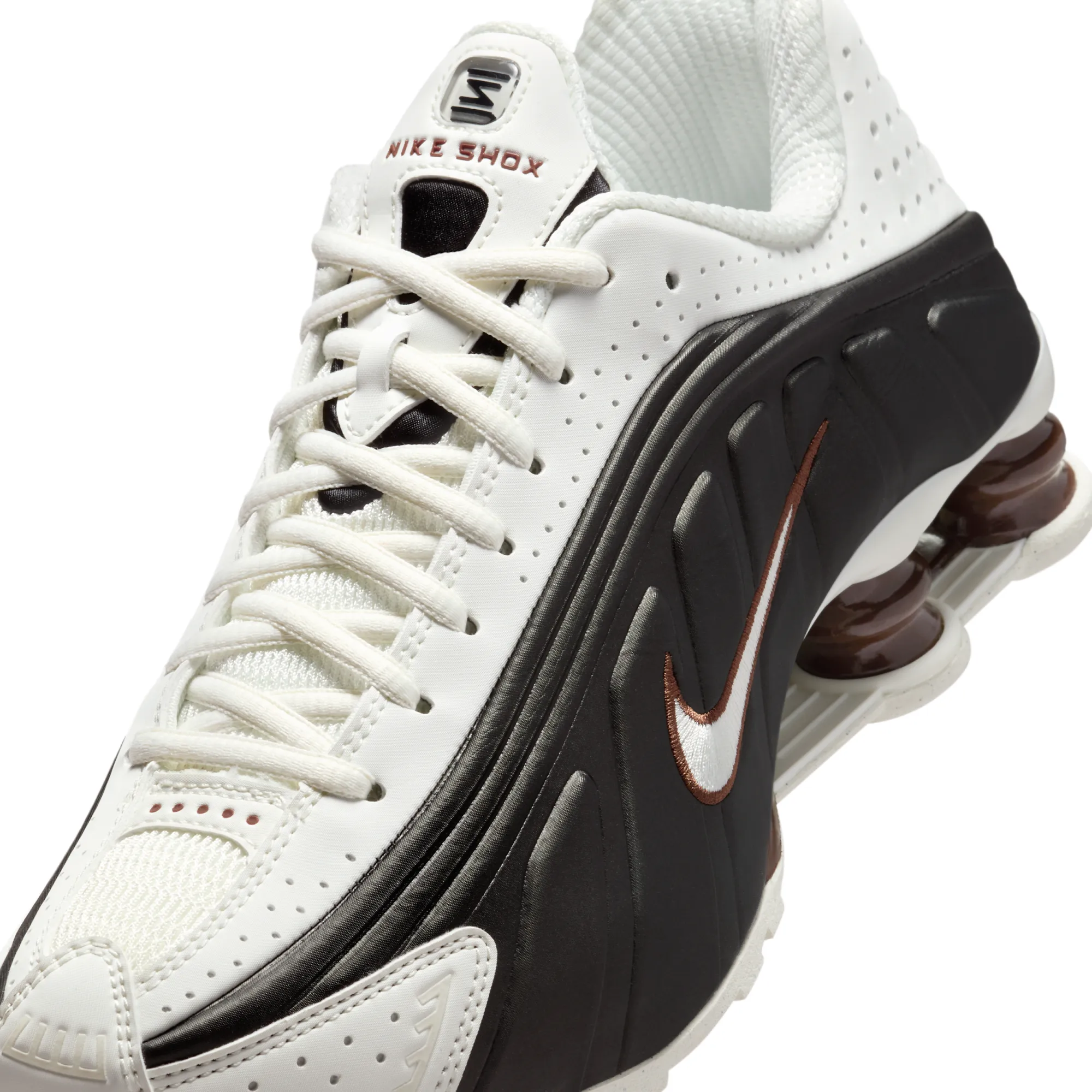 Nike Shox R4 Women's Shoes - White | AR3565-104 | FOOTY.COM