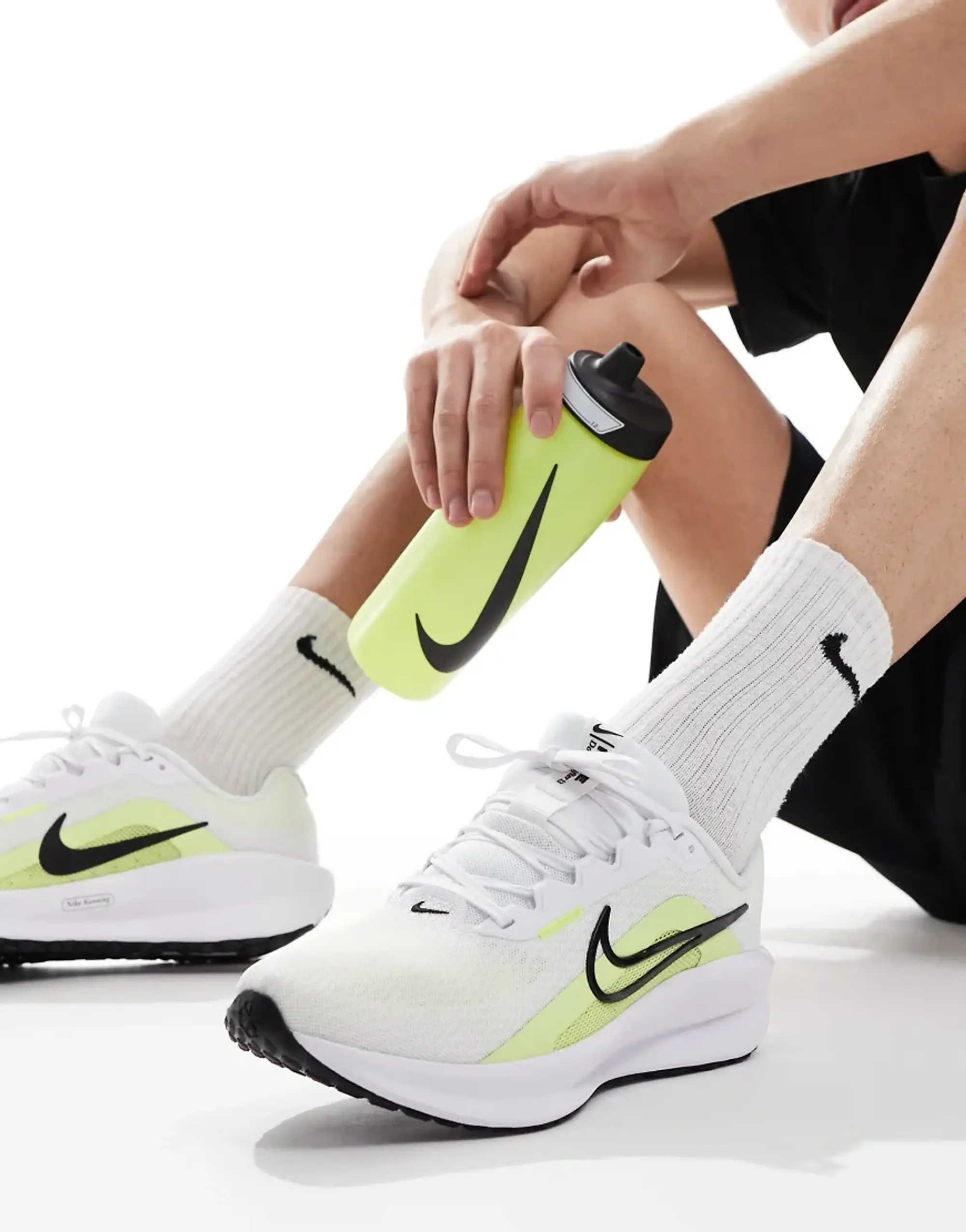 Nike Running Shoe Downshifter 13 - ['White']