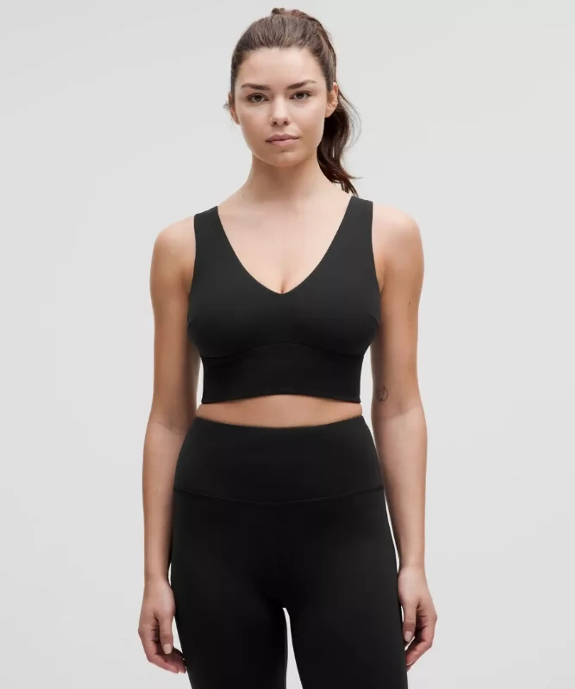 lululemon – Women's Align V-Neck Sports Bra Light Support, DDD/G Cup – Color Black – Size 3XL