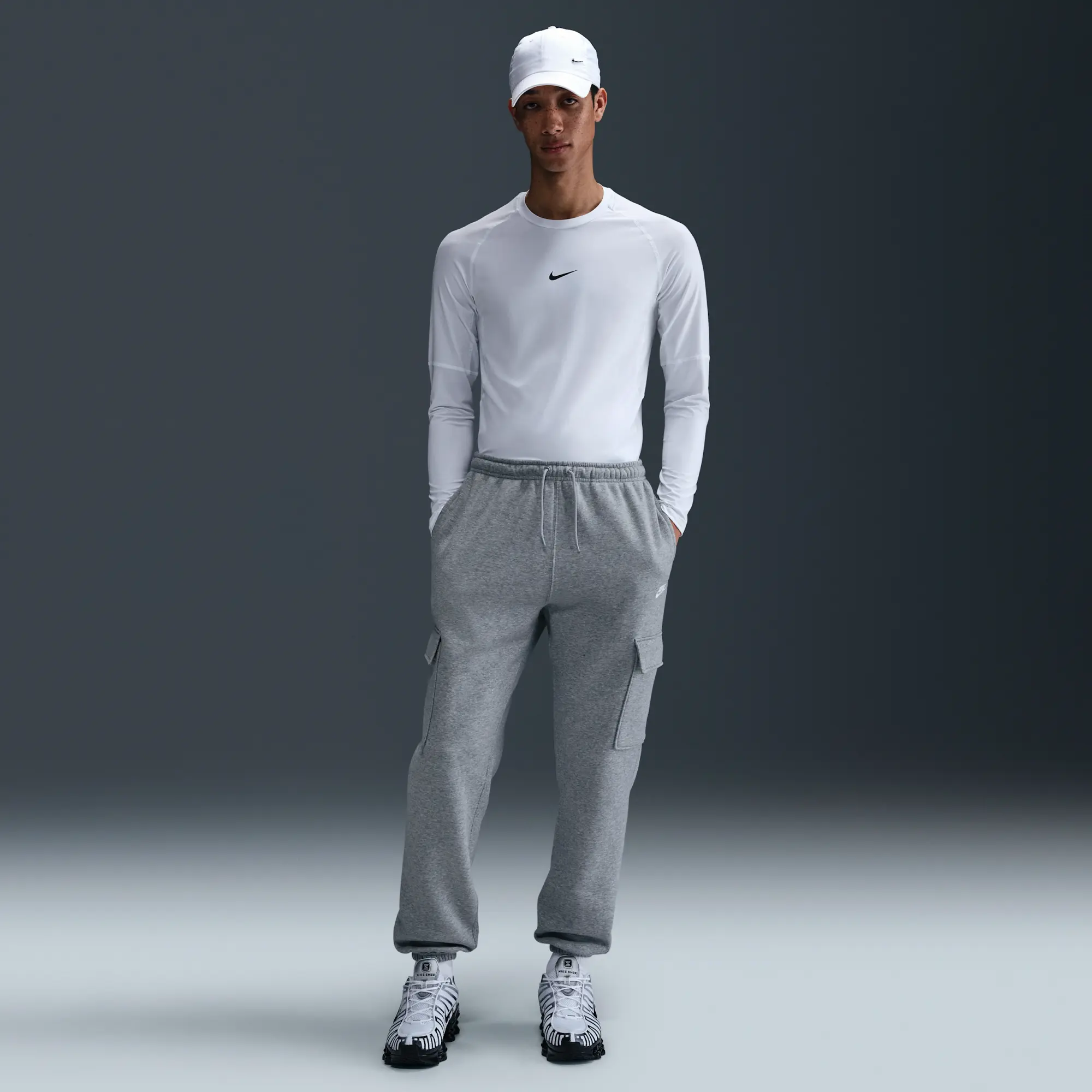Nike Club Men's Fleece Cargo Trousers - Grey - Fleece > Club Fleece
