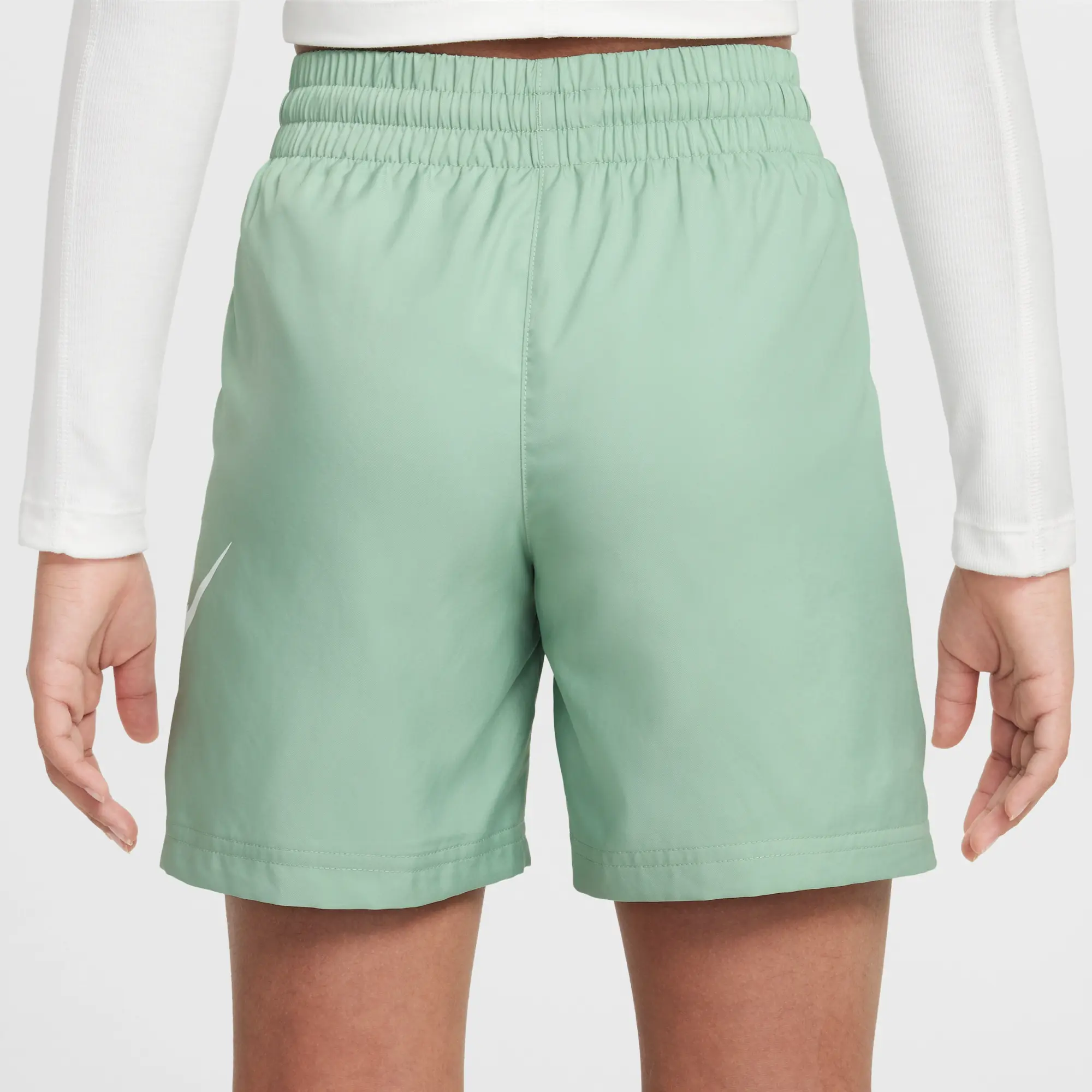 Nike Sportswear Club Older Kids' 15cm (approx.) Woven Shorts - Green - Polyester