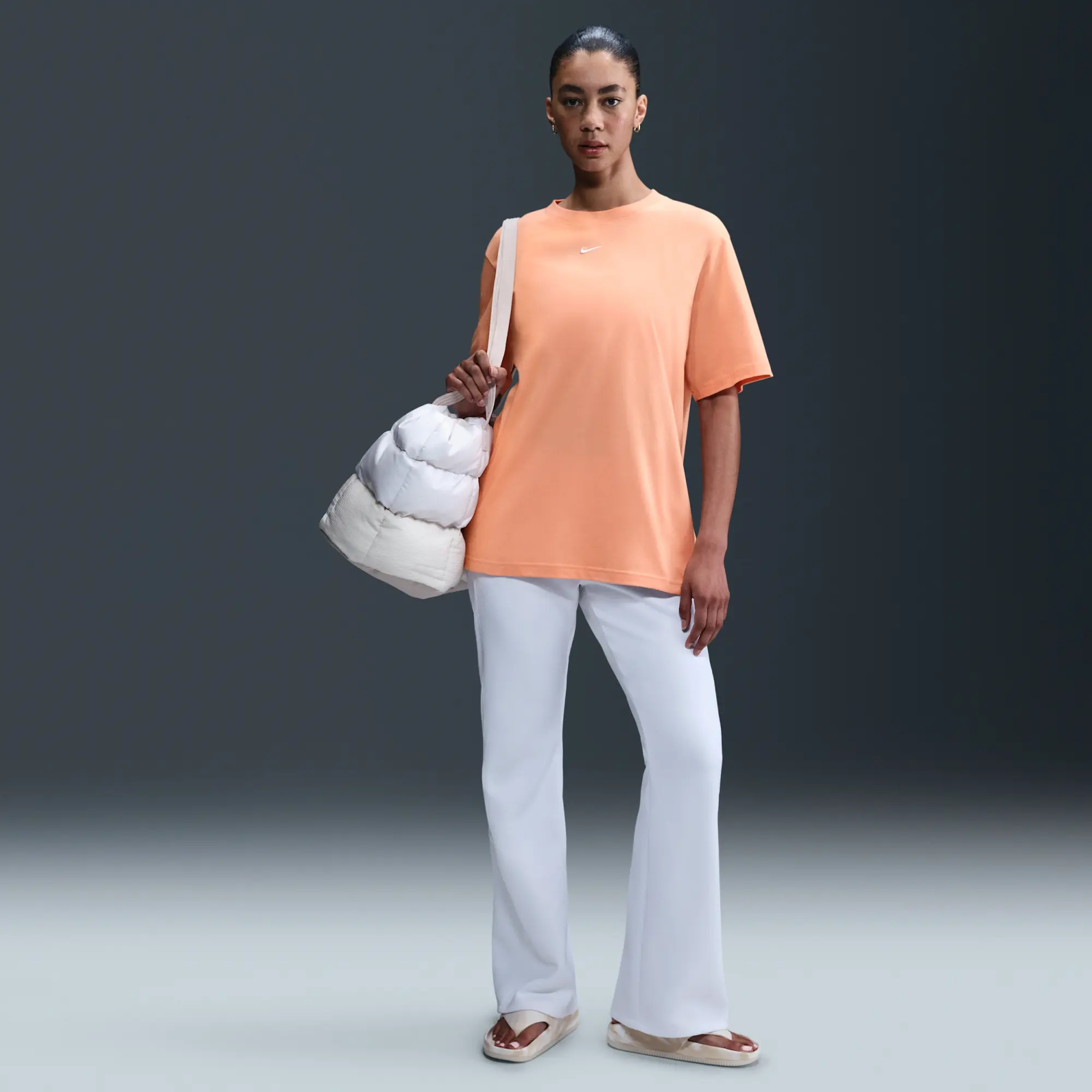 Nike Sportswear Essential Women's T-Shirt - Orange - Cotton