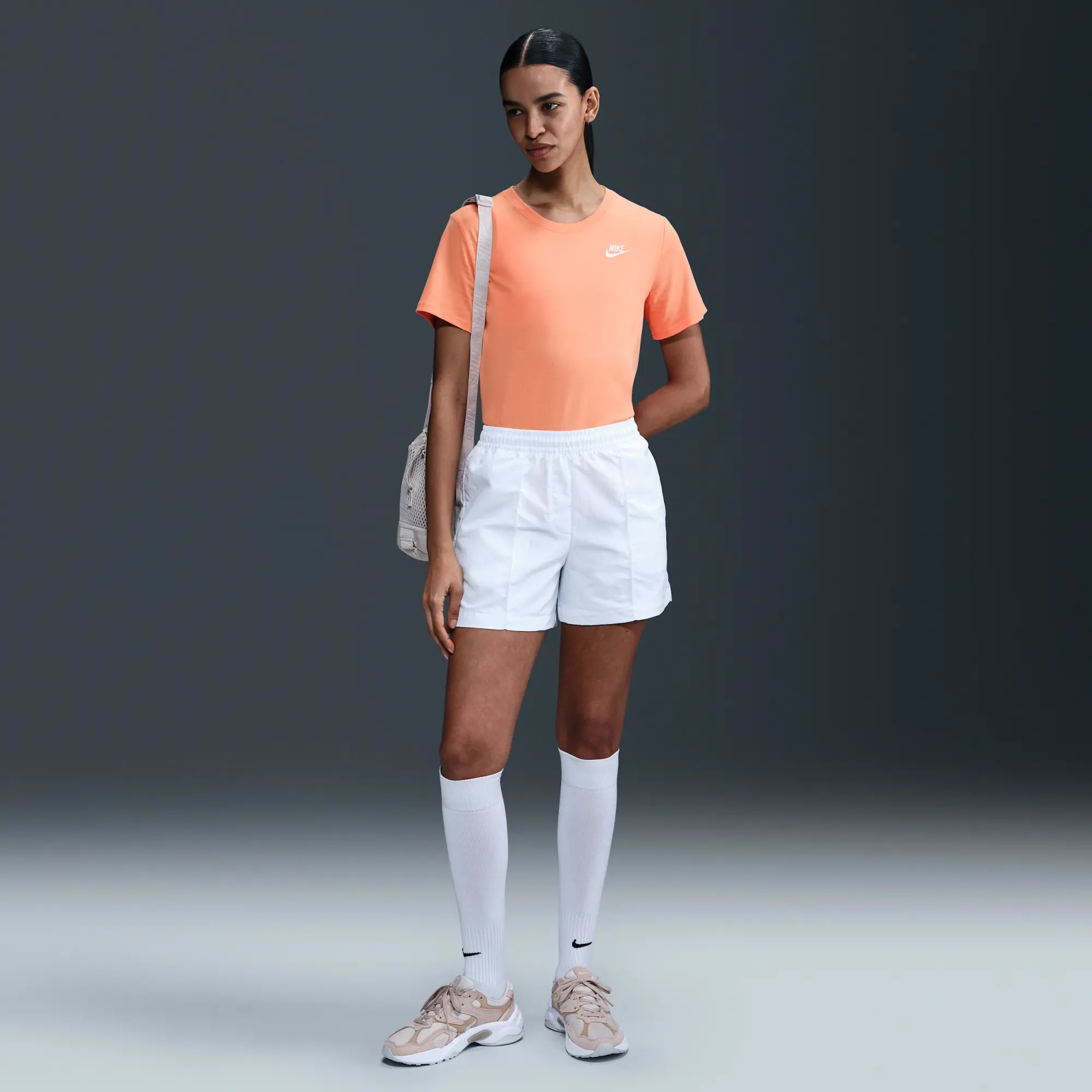 Nike Sportswear Club Essentials Women's T-Shirt - Orange - Cotton/Polyester