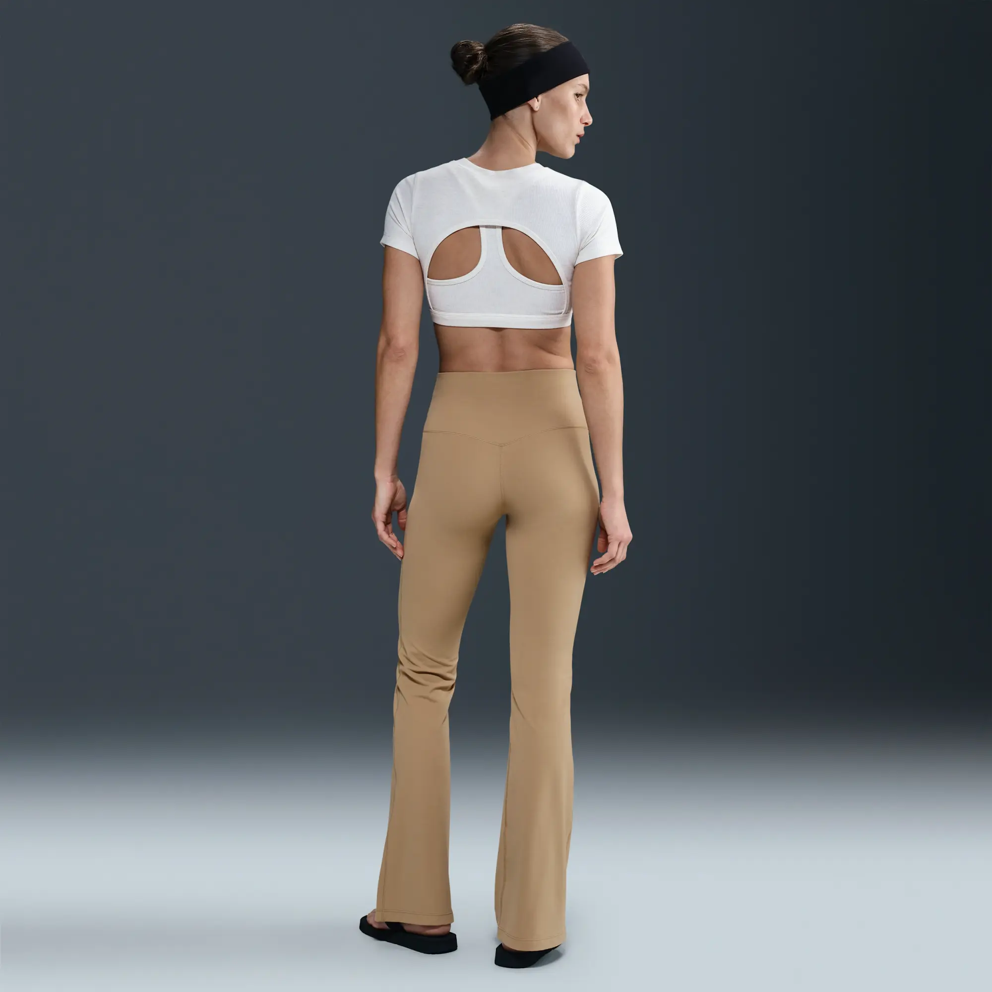 Nike Zenvy Women's High-Waisted Flared Leggings - Brown - Nylon/Elastane