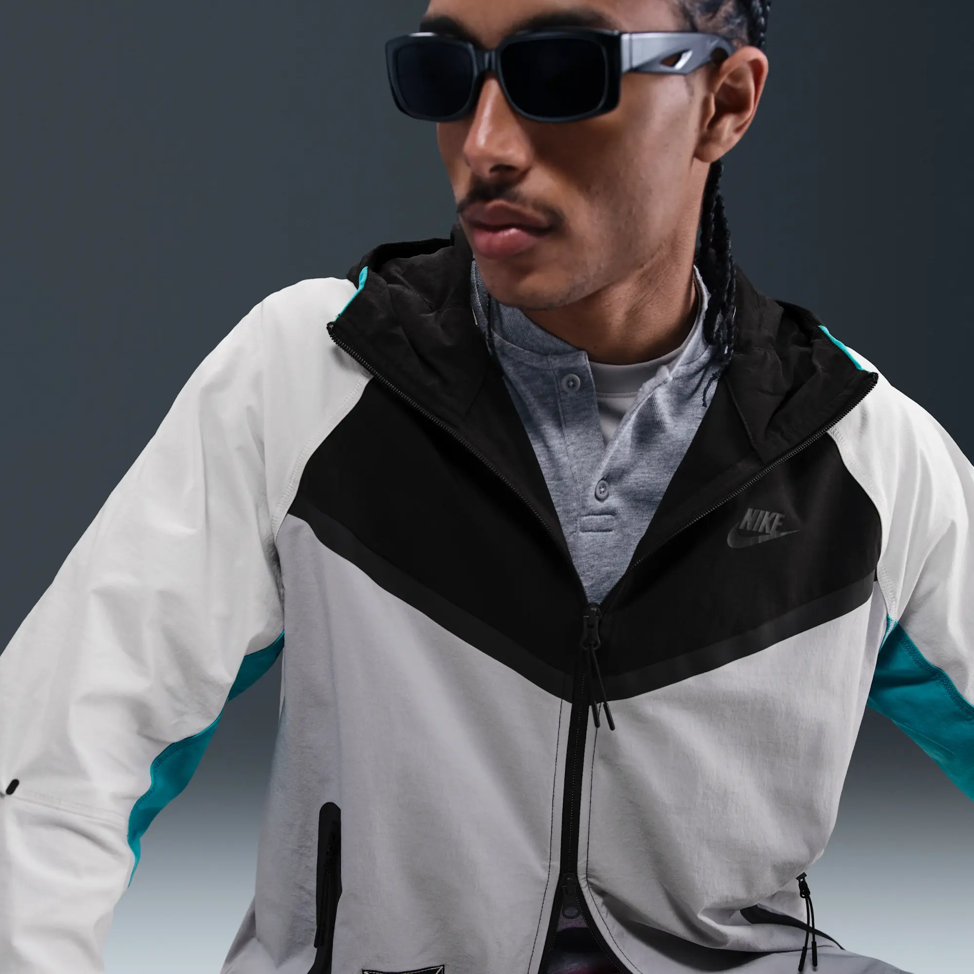 Nike Tech Men's Woven Windrunner Full-Zip Jacket - Black - Nylon/Elastane