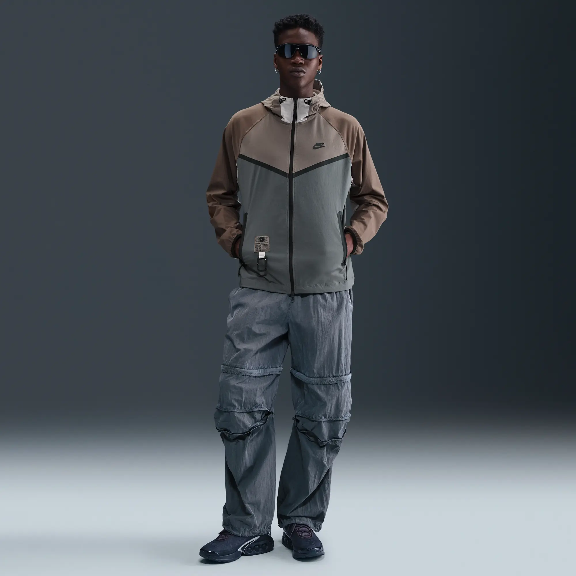 Nike Tech Men's Woven Windrunner Full-Zip Jacket - Grey - Nylon/Elastane