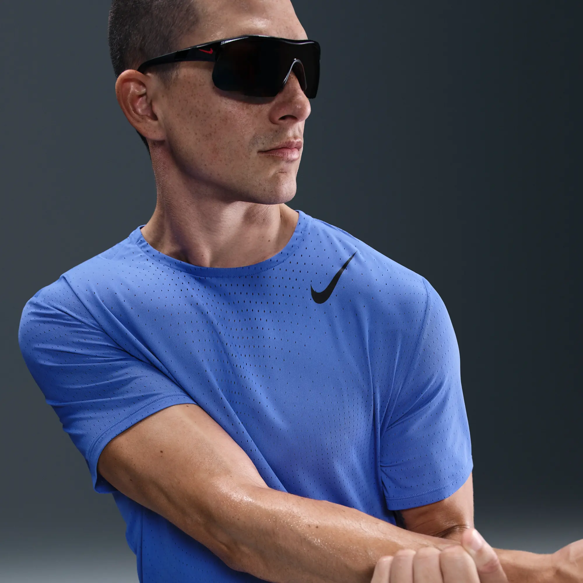 Nike AeroSwift Men's Dri-FIT ADV Short-Sleeve Running Top - Blue - Polyester