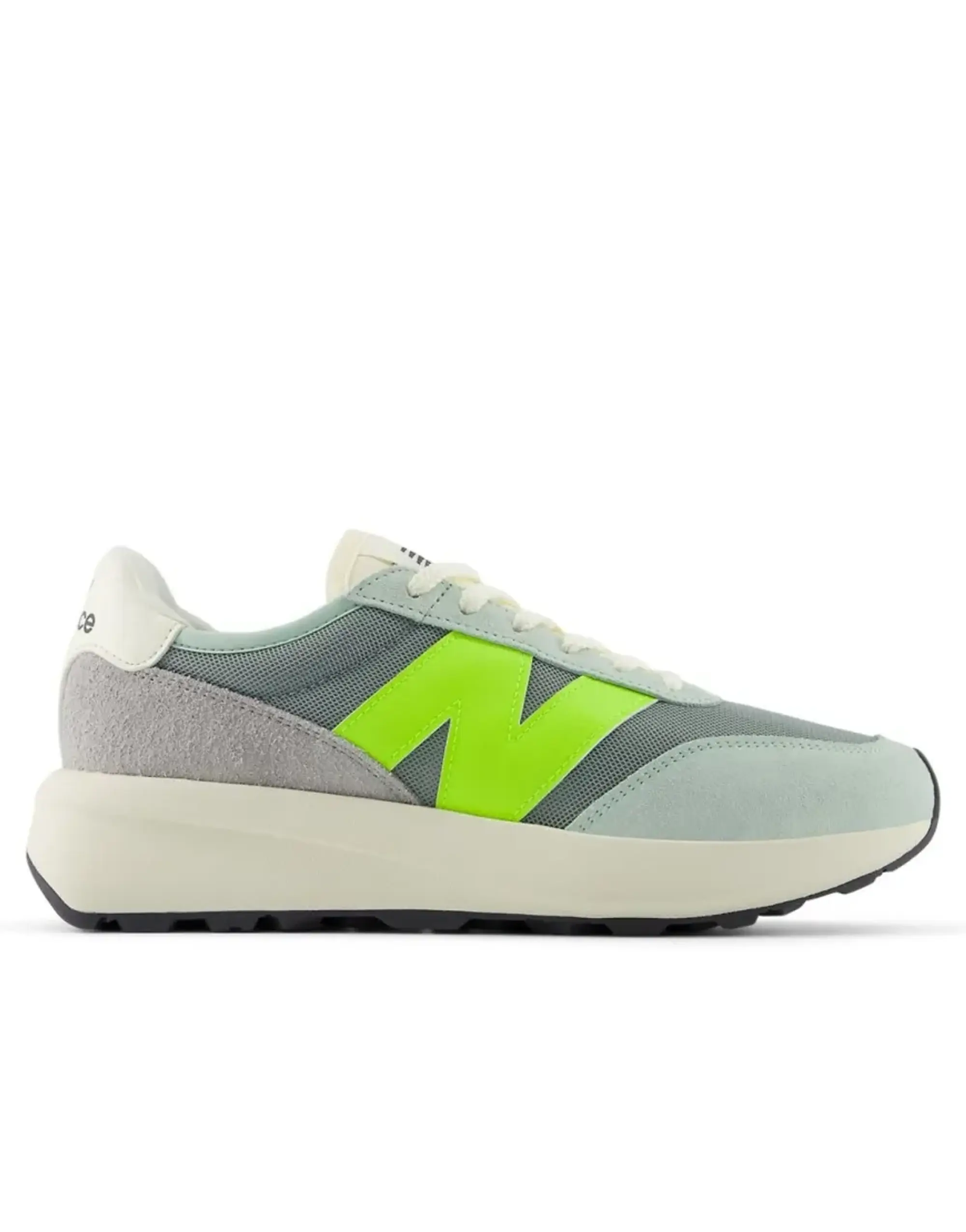 New Balance 370 Trainers