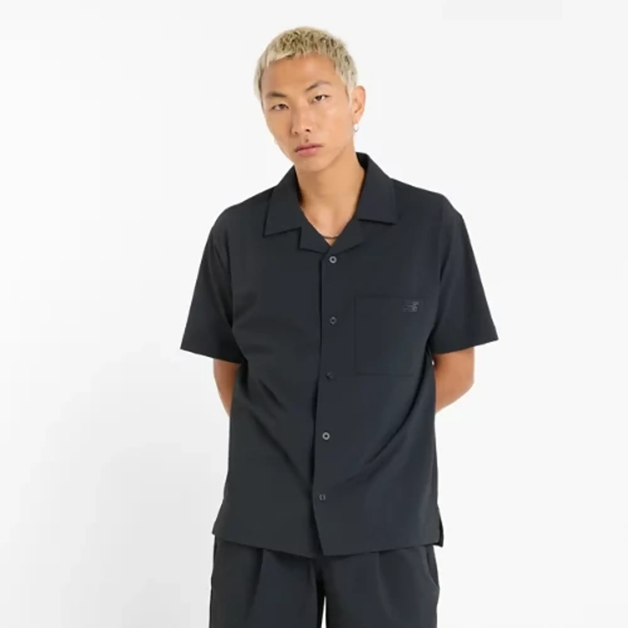 New Balance Men's Seersucker Button Up Short Sleeve in Black Polywoven