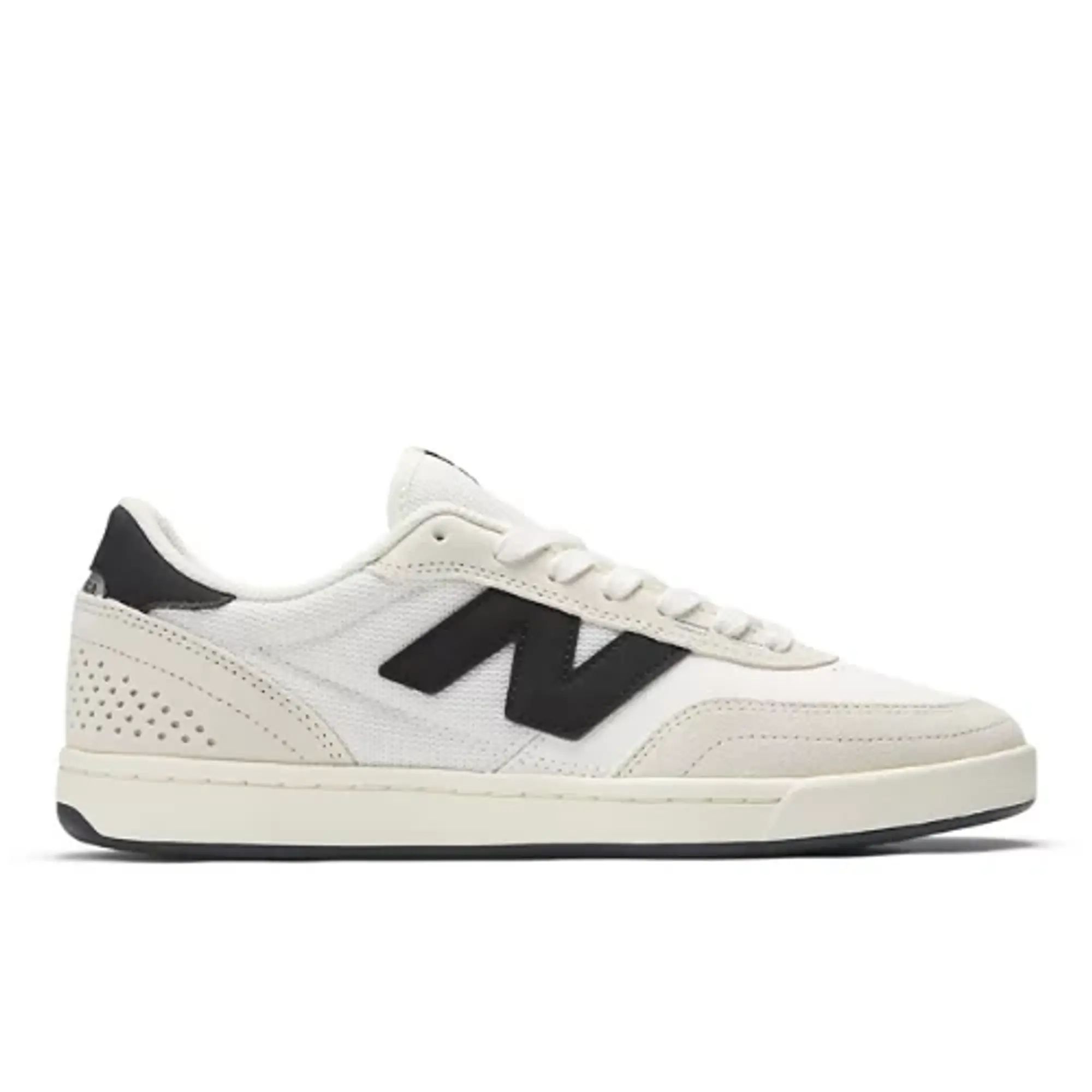New Balance Unisex NB Numeric 440 V2 in White/Black Suede/Mesh