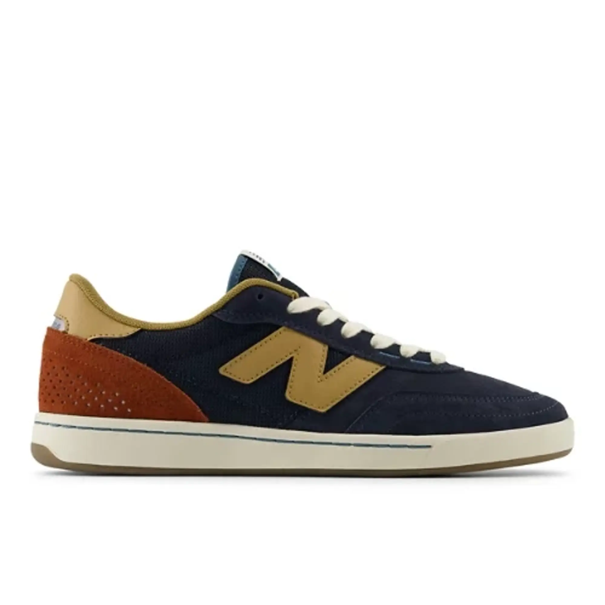 New Balance Unisex NB Numeric 440 V2 in White/Black Suede/Mesh