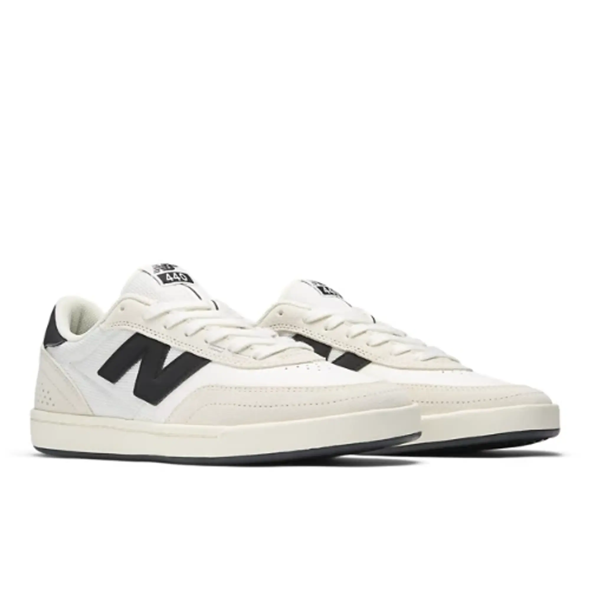 New Balance Unisex NB Numeric 440 V2 in White/Black Suede/Mesh