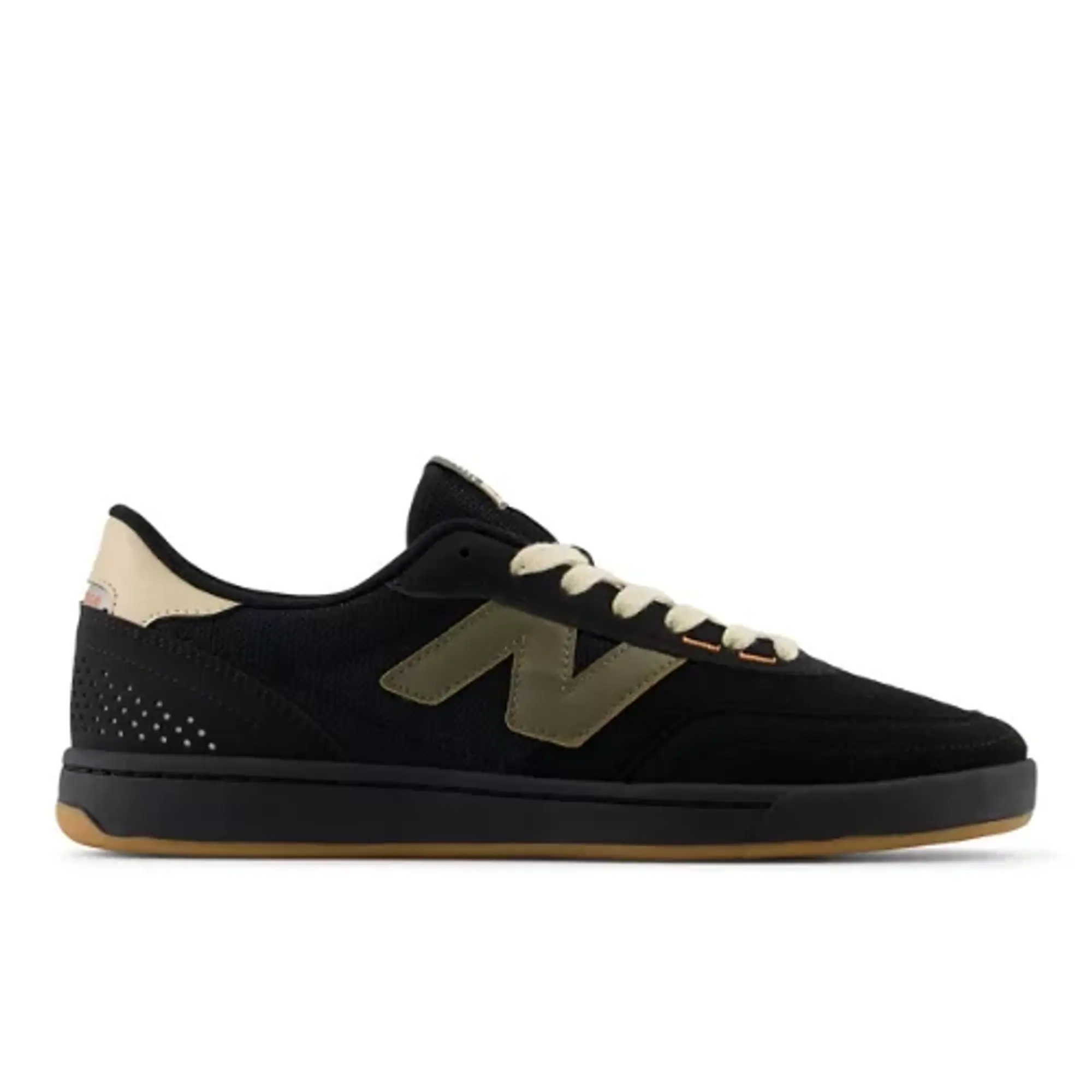 New Balance Unisex NB Numeric 440 V2 in White/Black Suede/Mesh