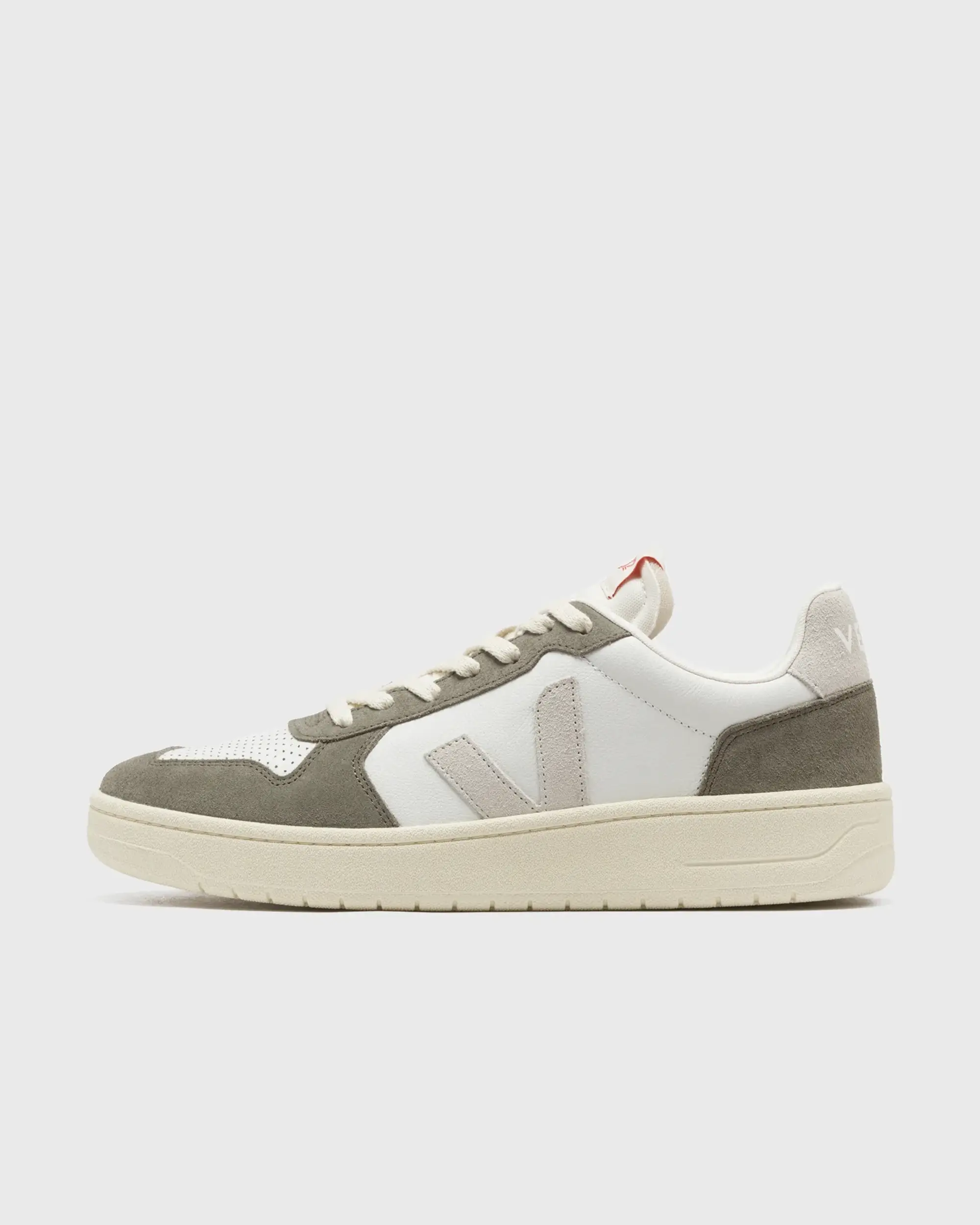 GRAINED LEATHER