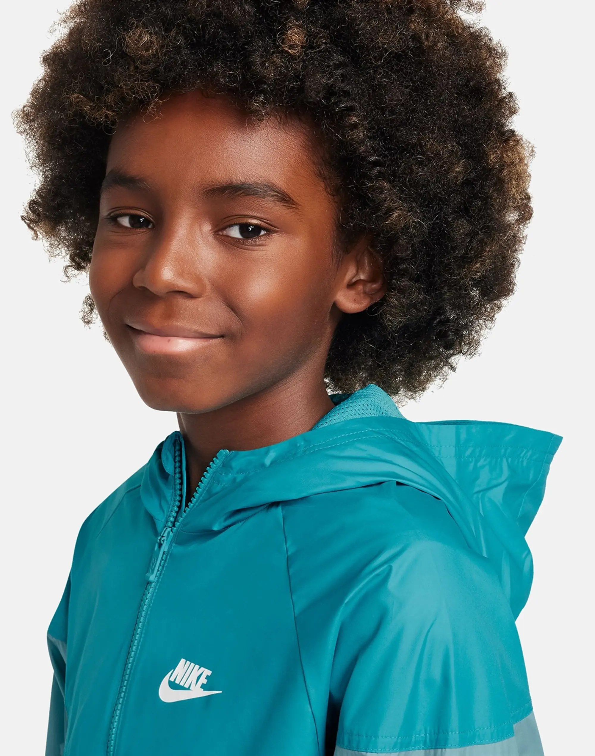 Nike Repellent Windrunner Unisex Jackets - Green