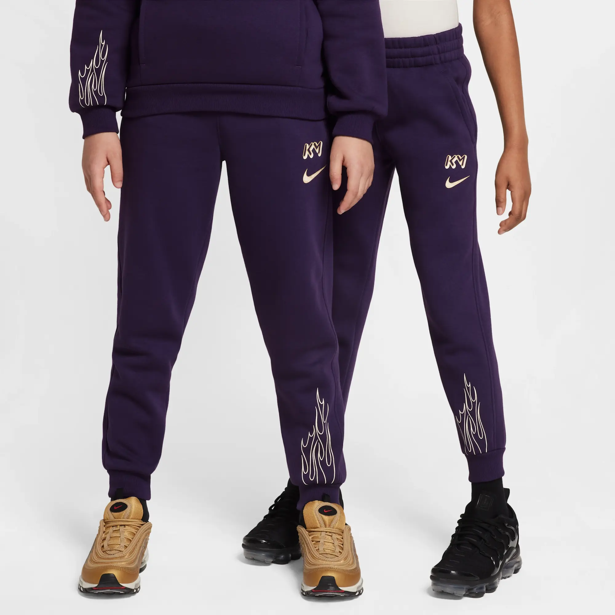 Nike Kylian Mbappé Club Fleece Older Kids' Football Joggers - Purple - Fleece