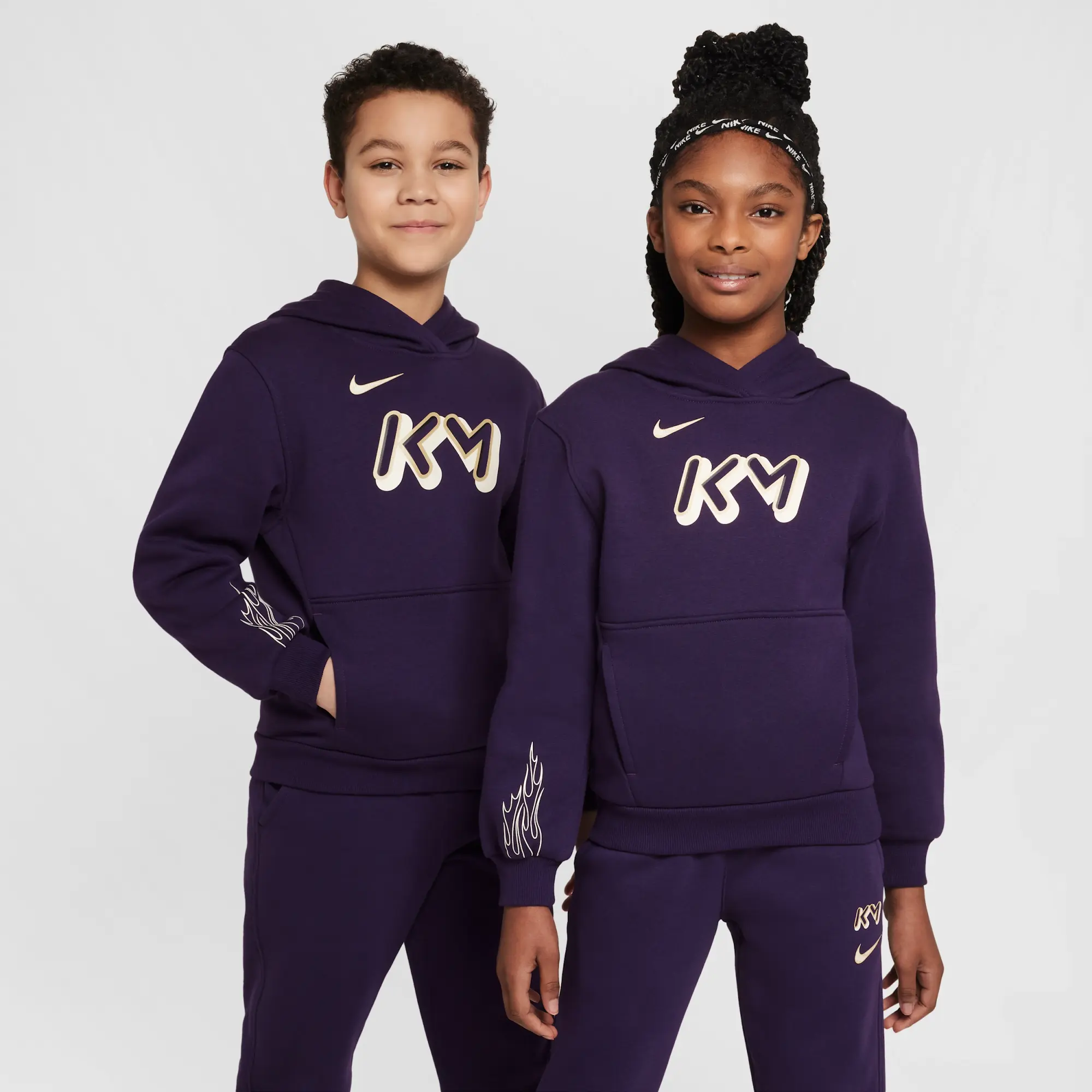 Nike Kylian Mbappé Club Fleece Older Kids' Football Hoodie - Purple - Fleece