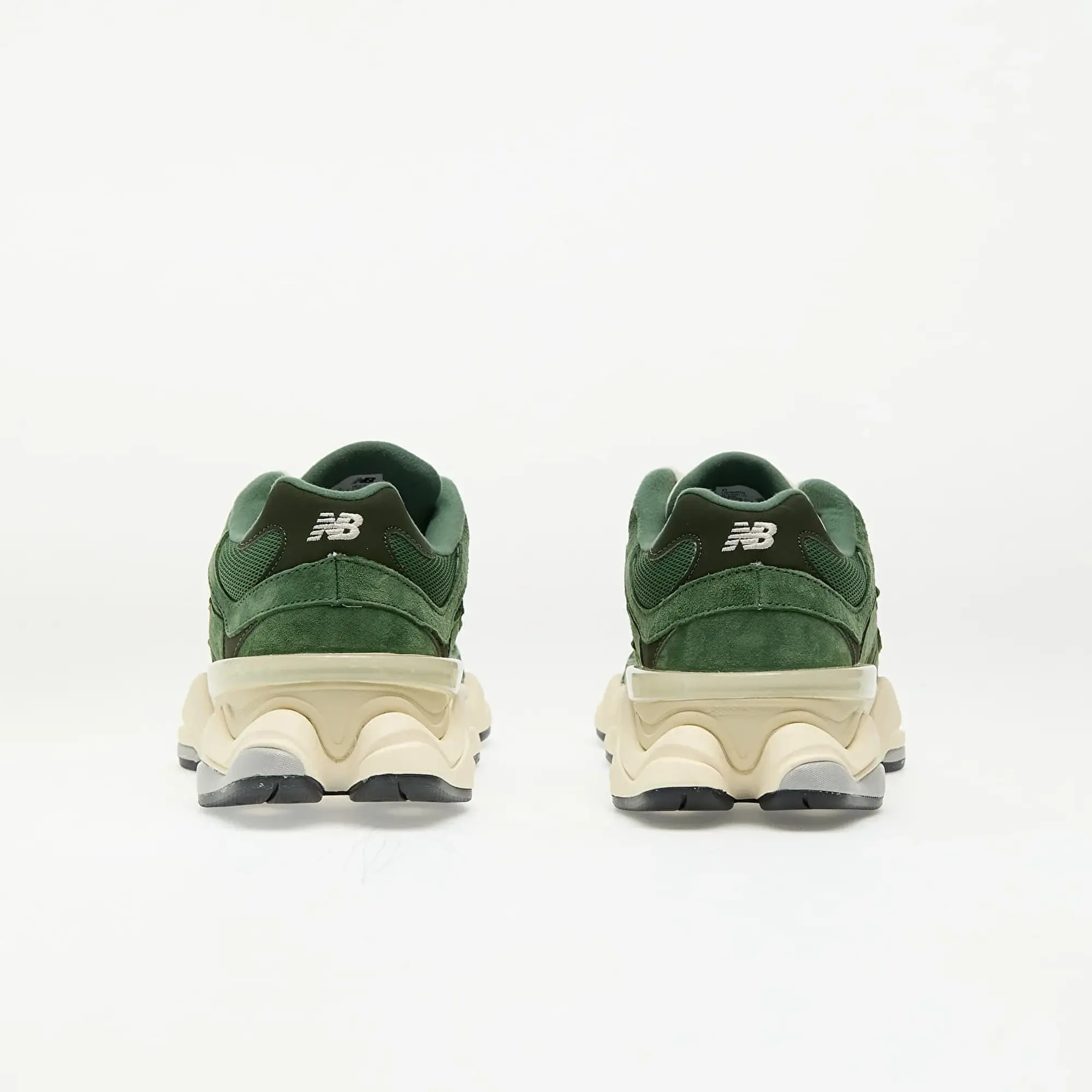 Sneakers New Balance 9060 Green Eur 41.5