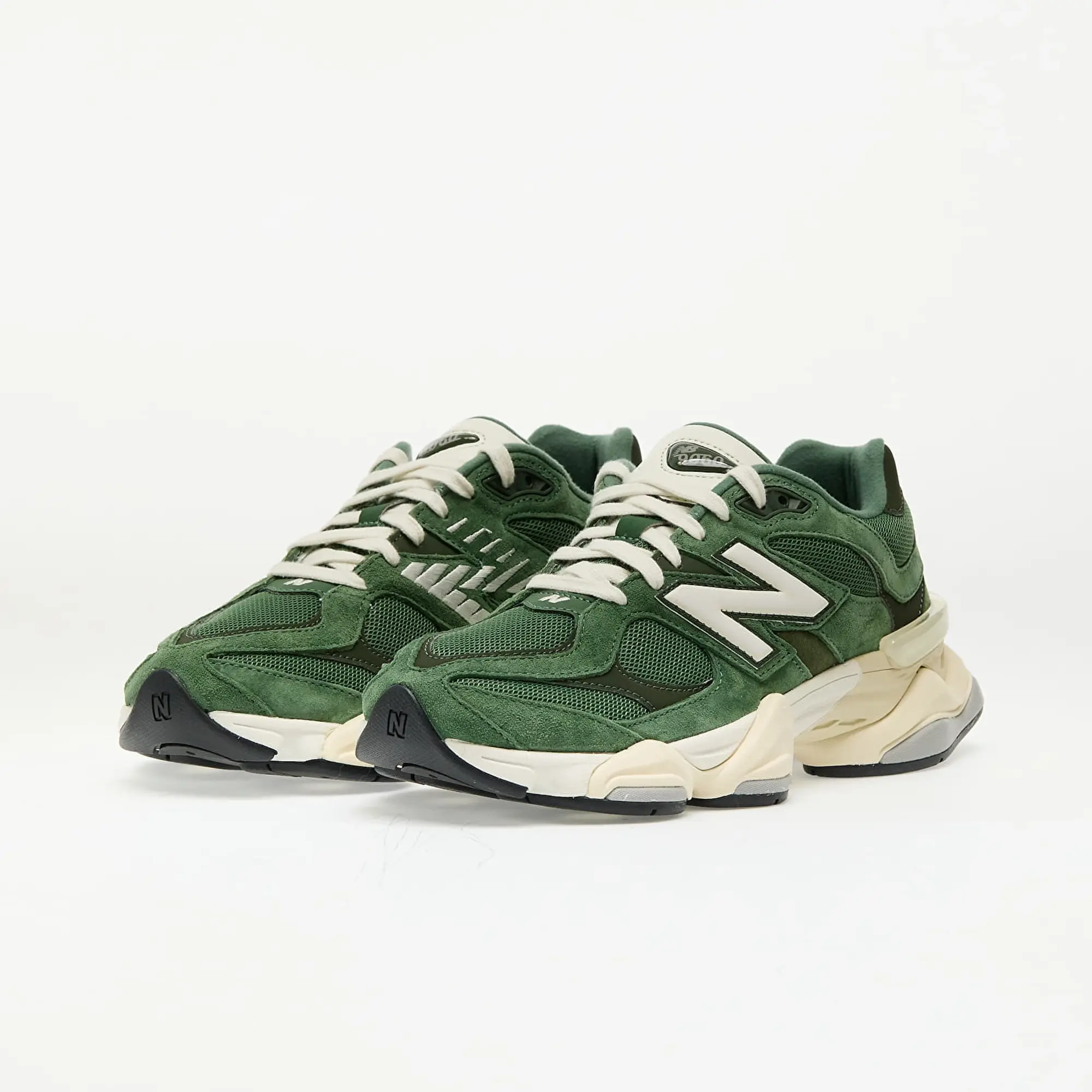 Sneakers New Balance 9060 Green Eur 41.5