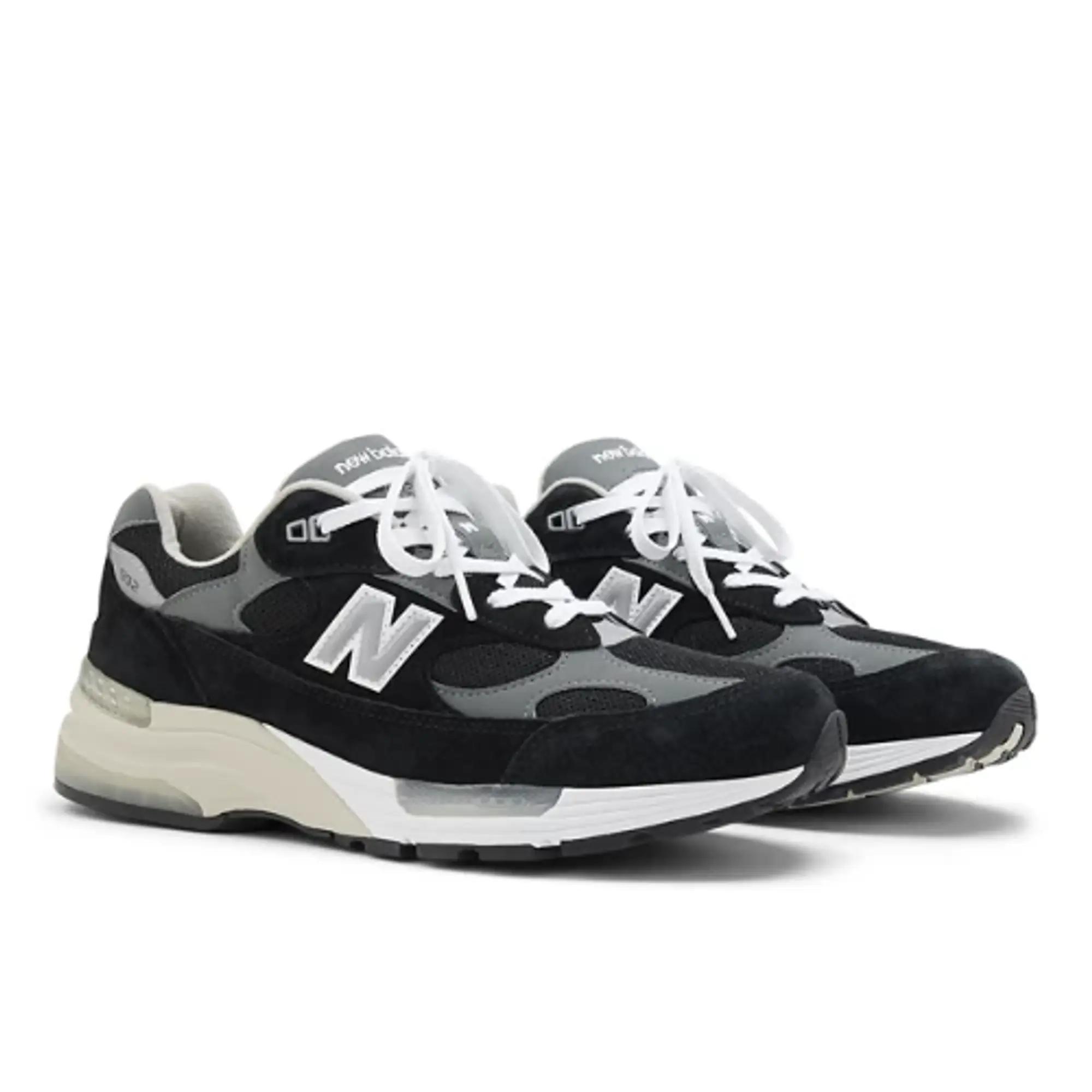 New Balance Unisex Made in USA 992 Core in Black/Grey Suede/Mesh