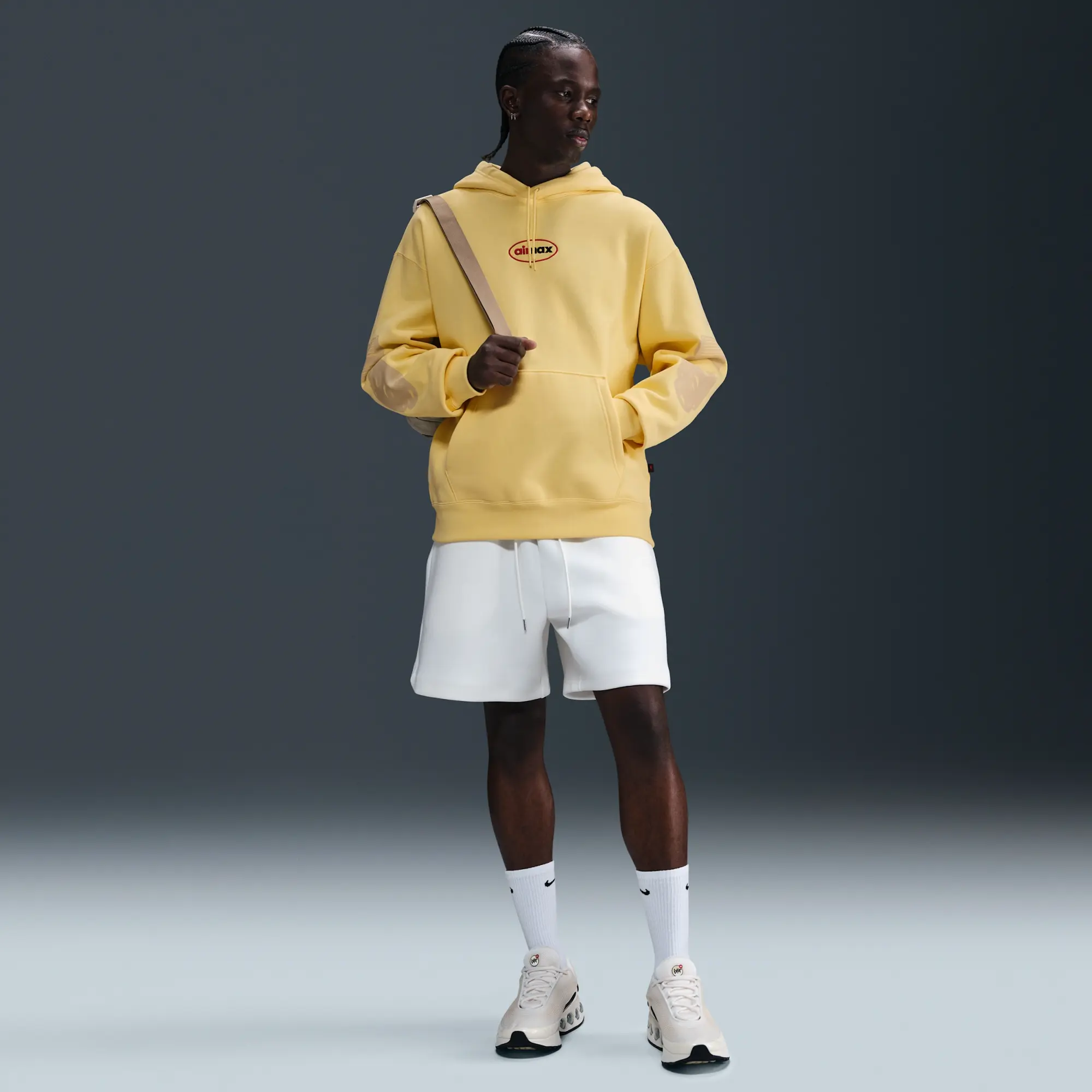 Liverpool F.C. Essential Special Edition Nike SB Football Fleece Pullover Hoodie - Yellow - Cotton/Polyester