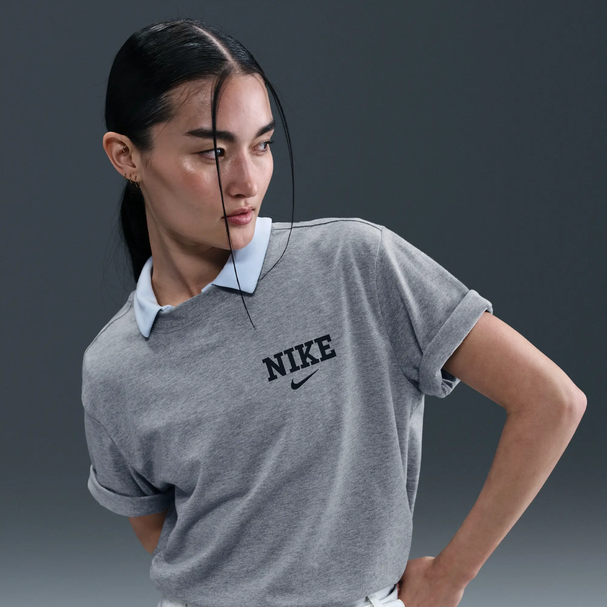 Nike Sportswear Women's T-shirt - Grey - Cotton