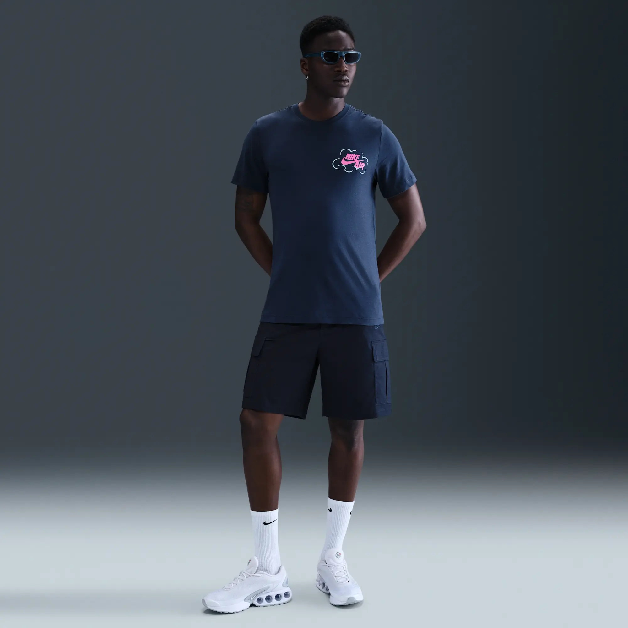 Nike Sportswear Men's T-Shirt - Blue - Cotton