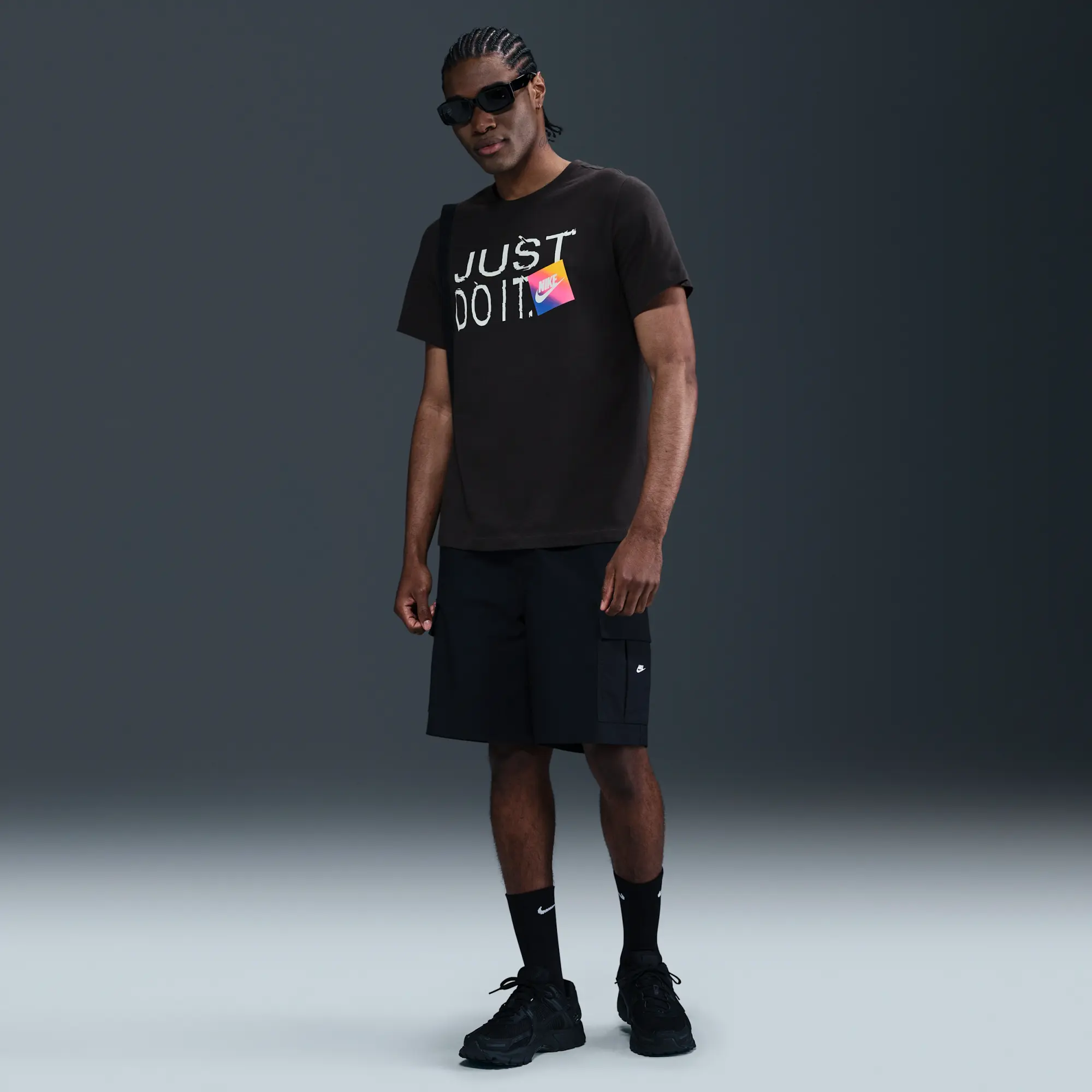 Nike Sportswear Men's T-Shirt - Black - Cotton/Polyester