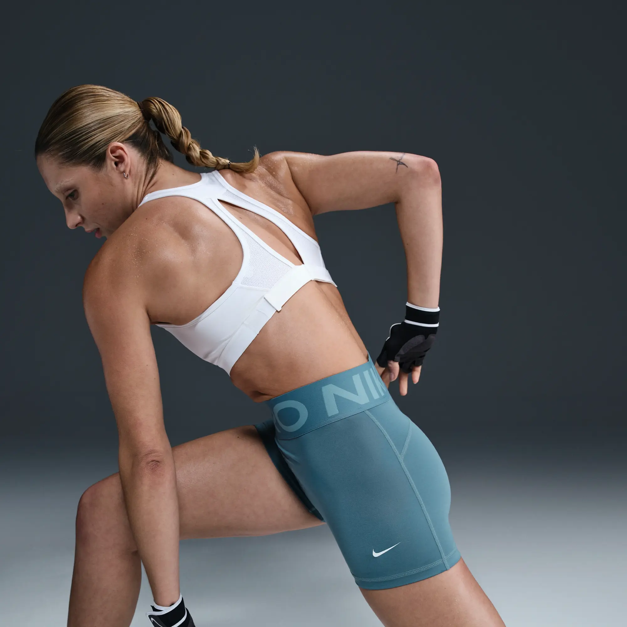 Women's Nike Pro 3in Shorts in Blue/White 