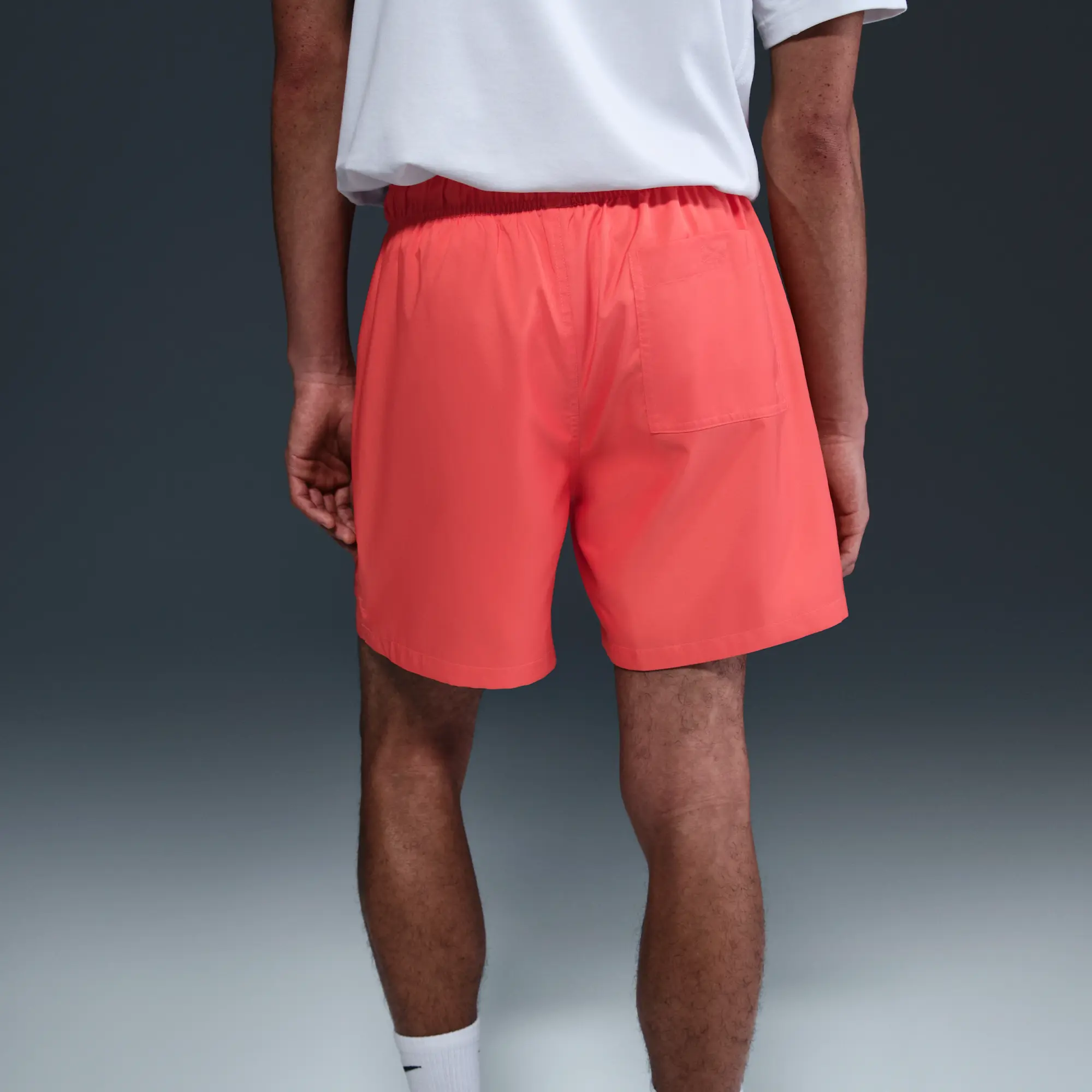 Nike Club Men's Woven Flow Shorts - Orange - Polyester