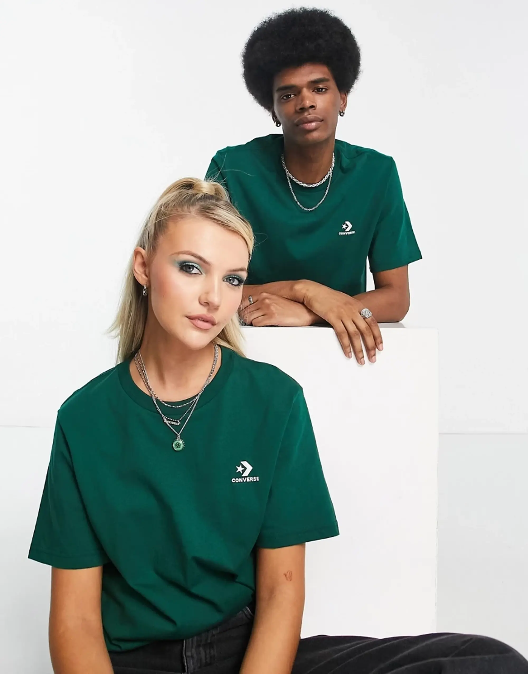 Converse Unisex Star Chevron T-Shirt In Dark Green