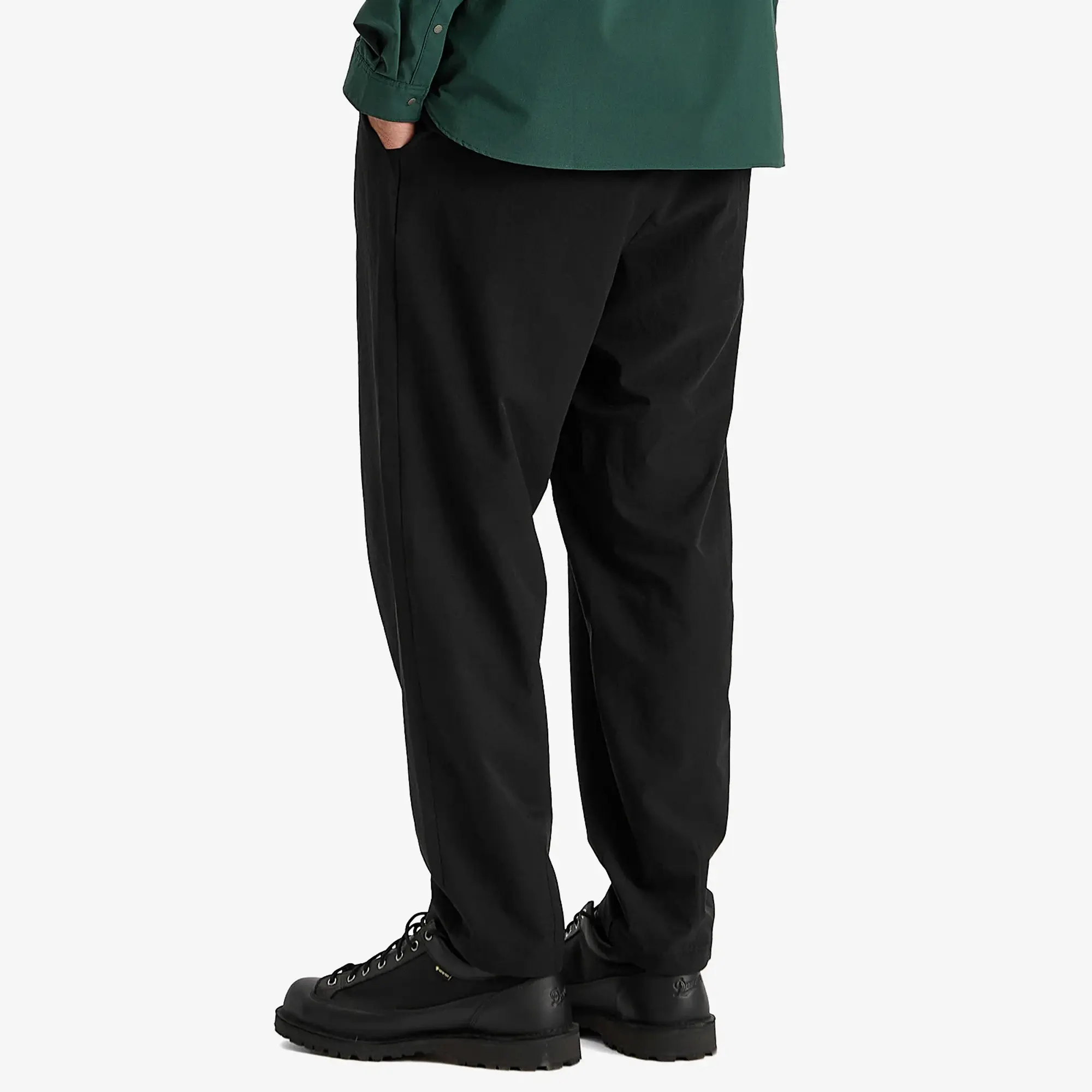 NANGA Men's Dotair® Comfy Tuck Tapered Trousers Black