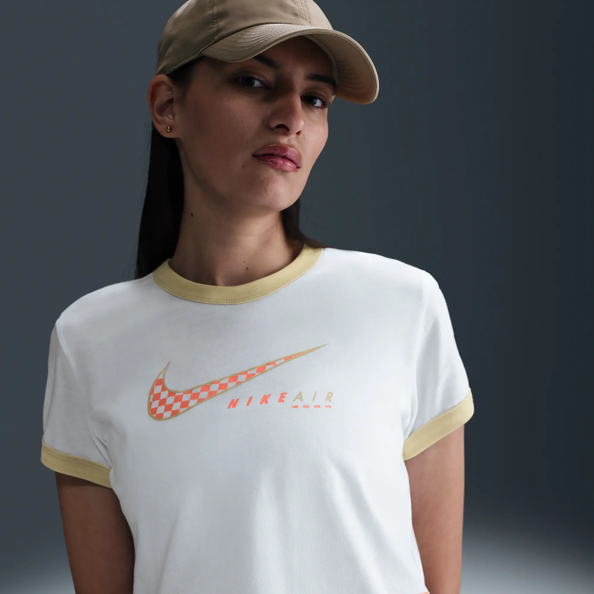 Nike Sportswear Club Women's Short-Sleeve T-Shirt - White