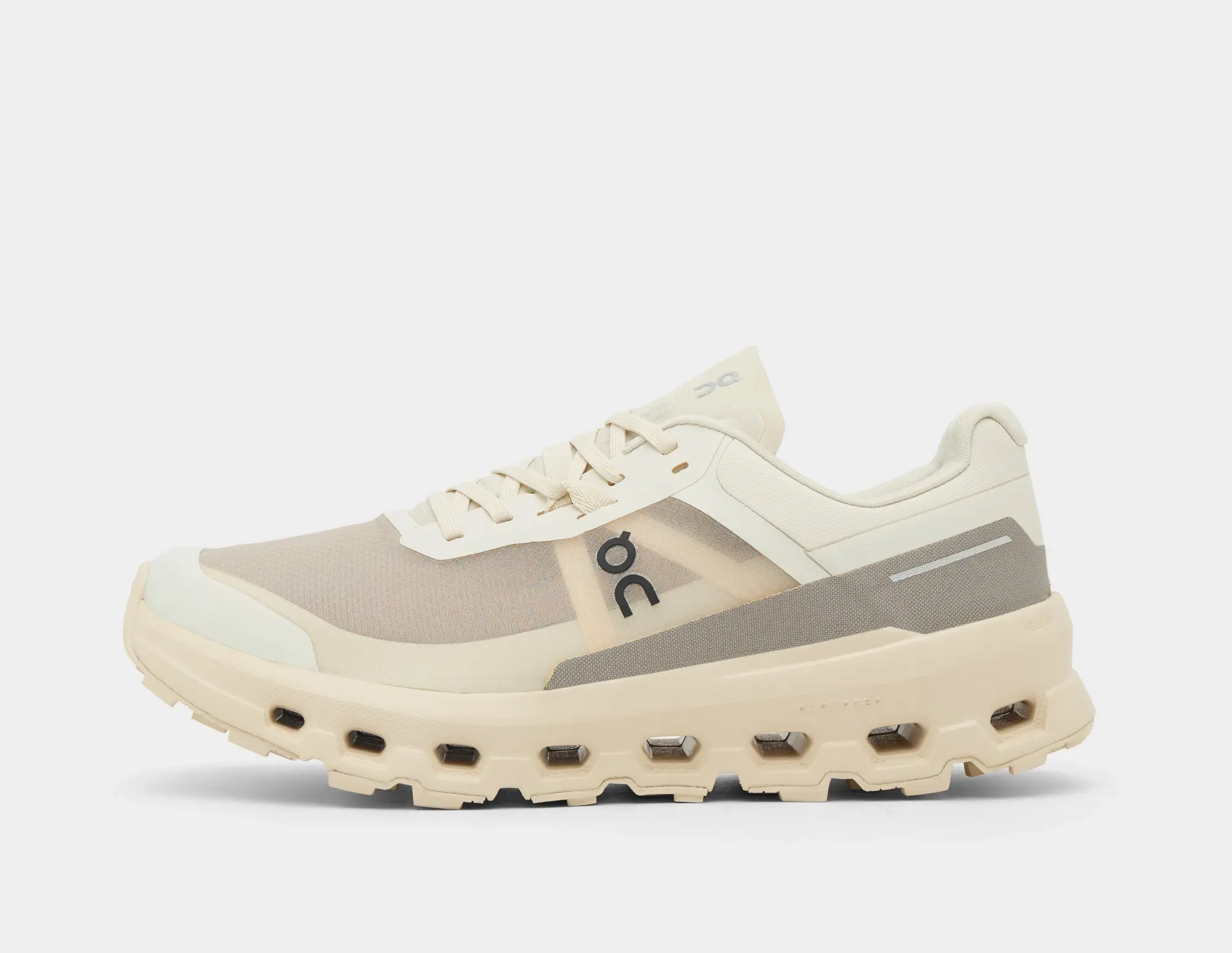 ON Cloudvista Women Shoes - White