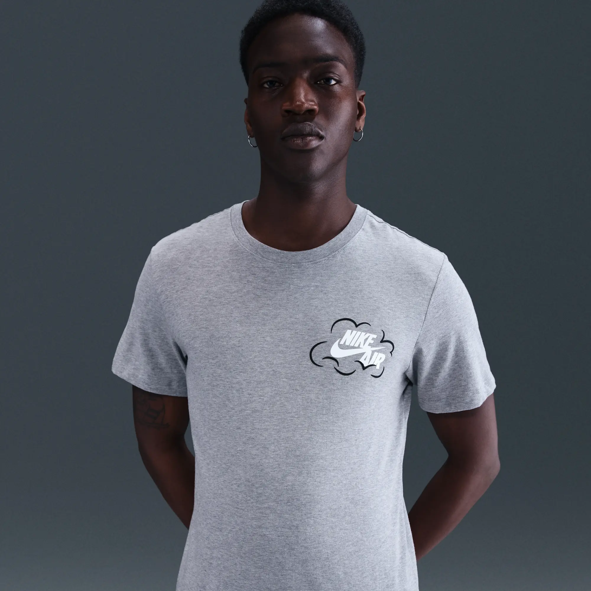 Nike Sportswear Men's T-Shirt - Grey - Cotton