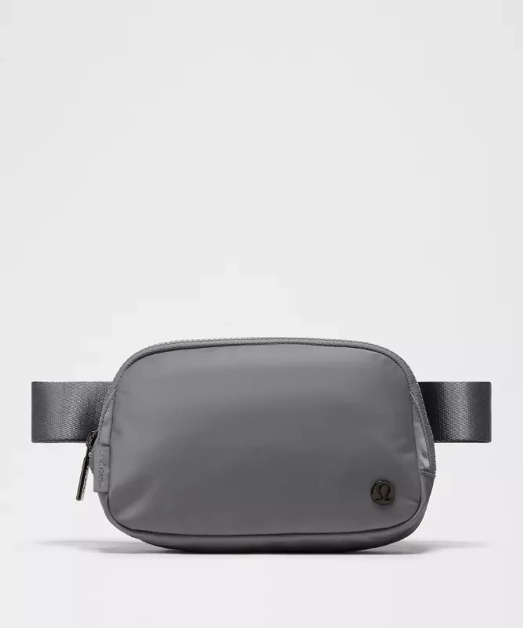 lululemon – Everywhere Belt Bag with Long Strap 1L – Color Grey