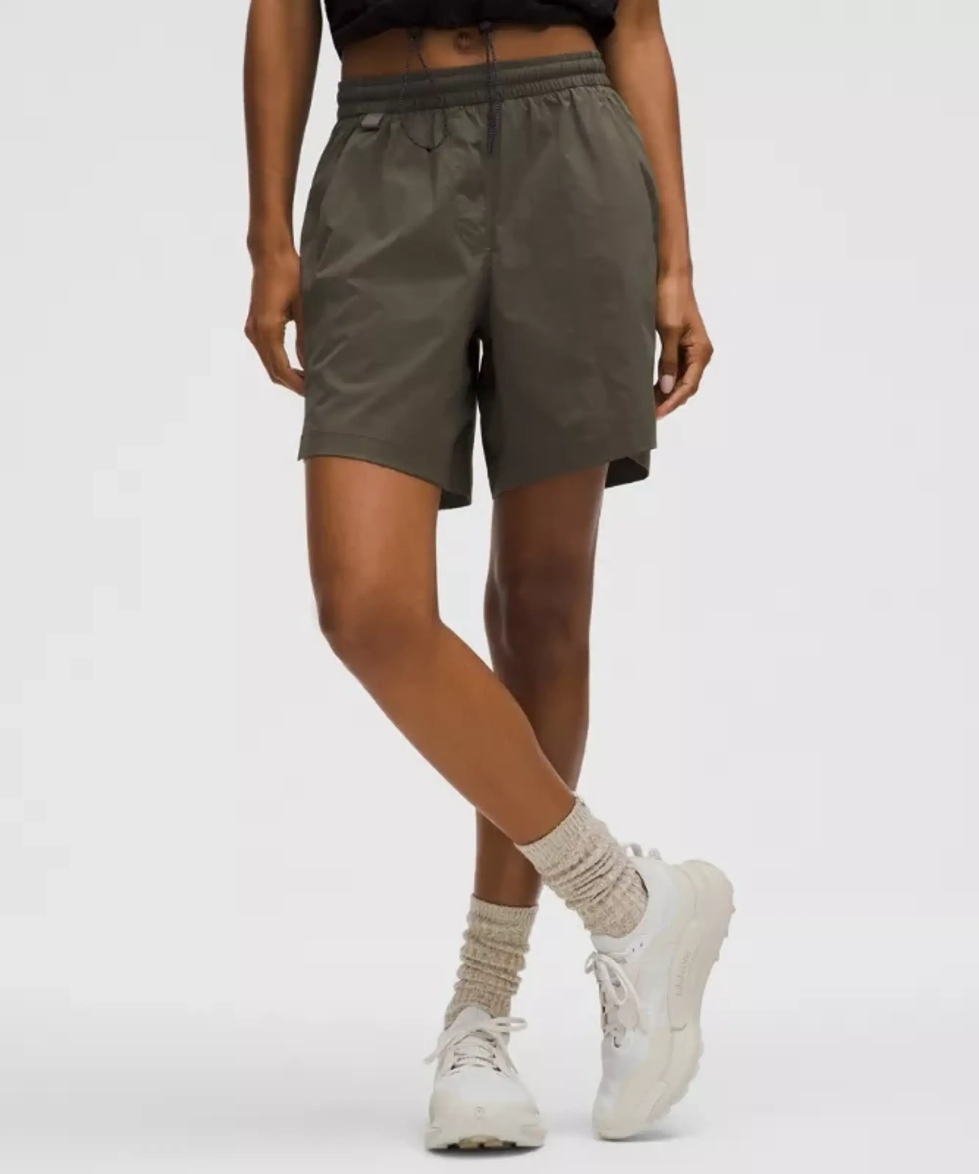 lululemon – Women's Glyde Relaxed Mid-Rise Hiking Short – 7" – Color Green – Size L