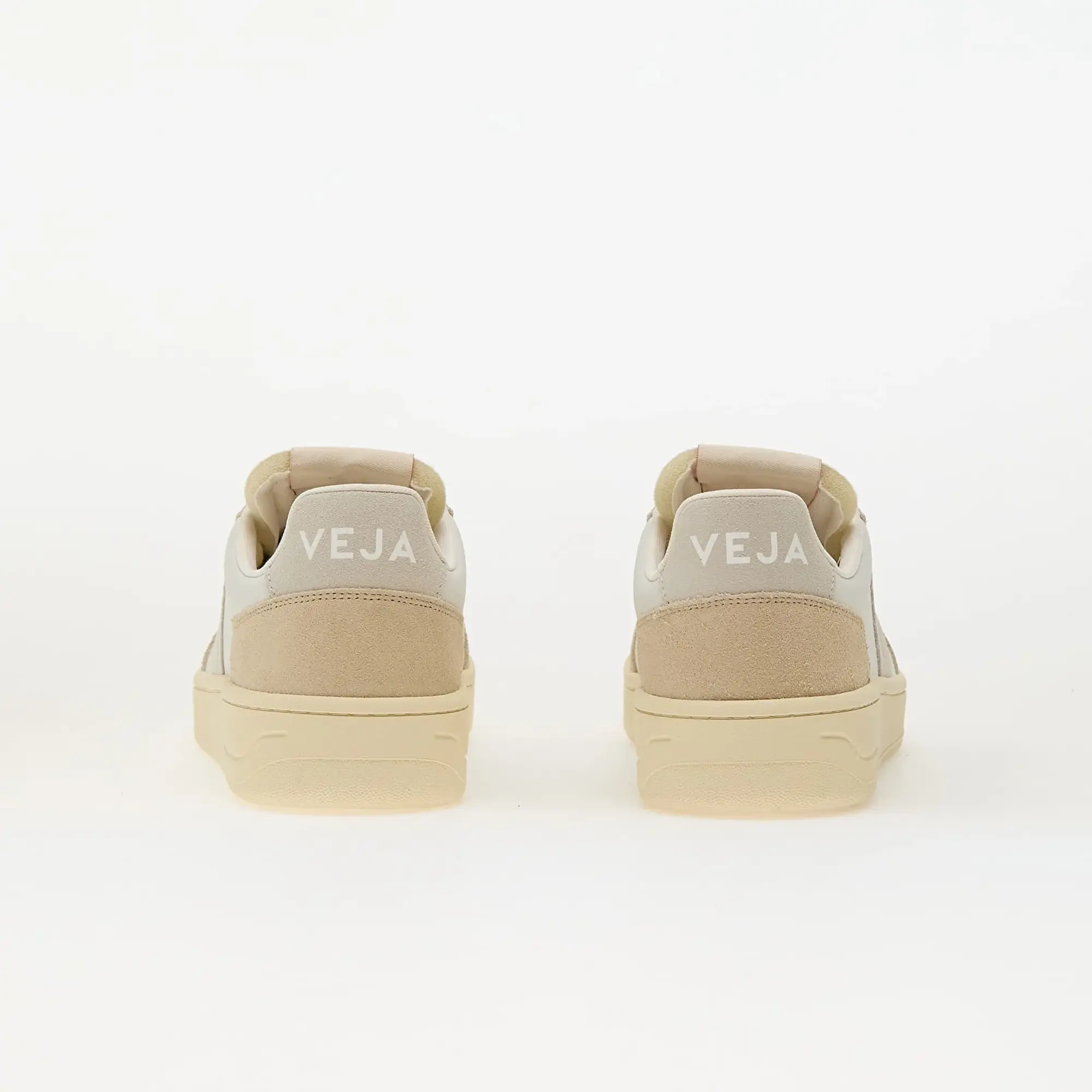 Sneakers Veja V-82 Leather Ex-White Natural Almond Eur 41